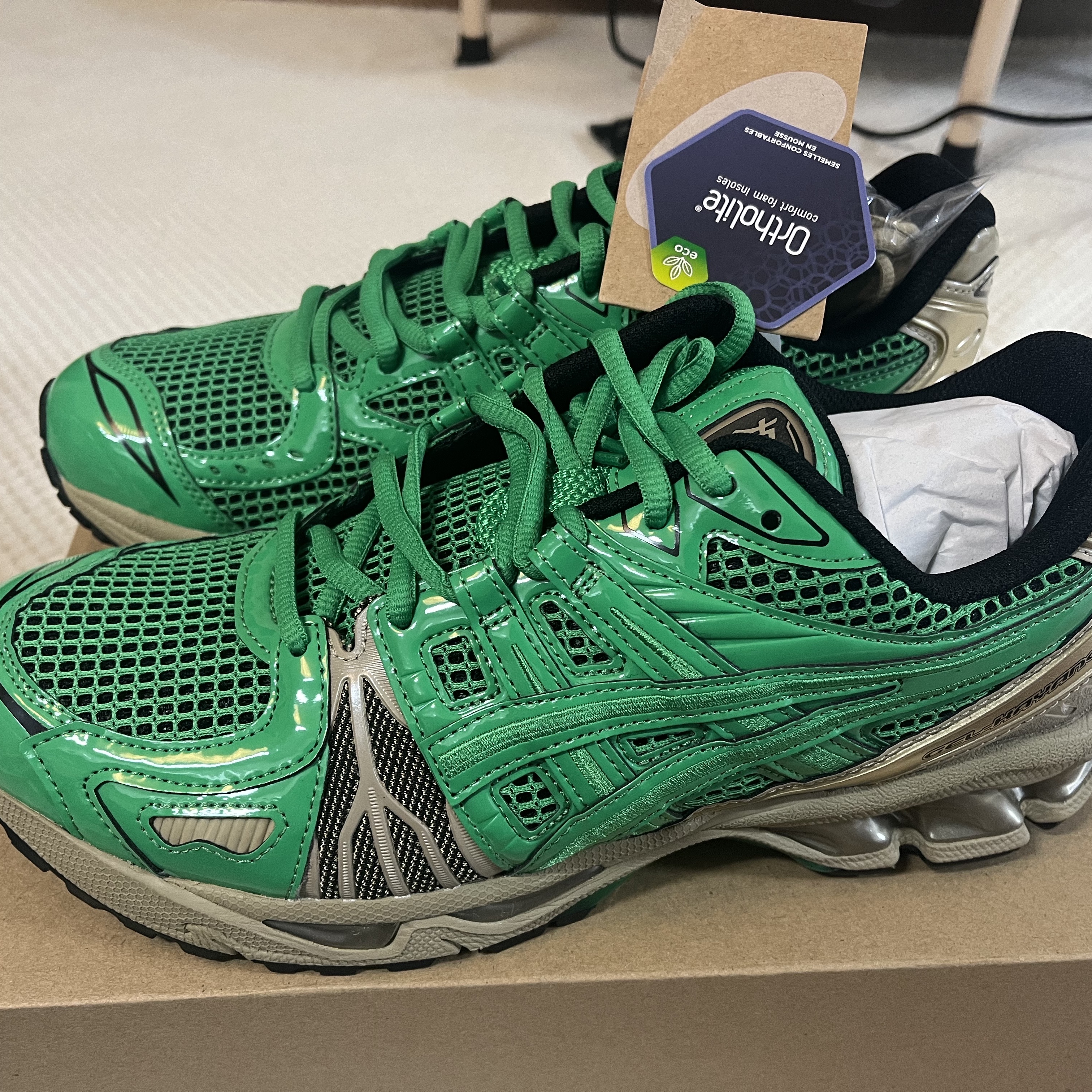 Asics x GmbH Gel-Kayano Legacy Coriander Green Gold 착용 스타일 - 5