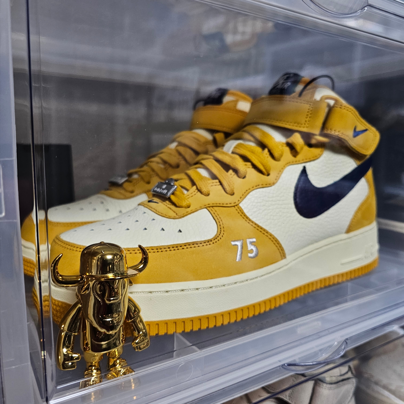 Nike Air Force 1 Mid Paris 착용 스타일 - 1