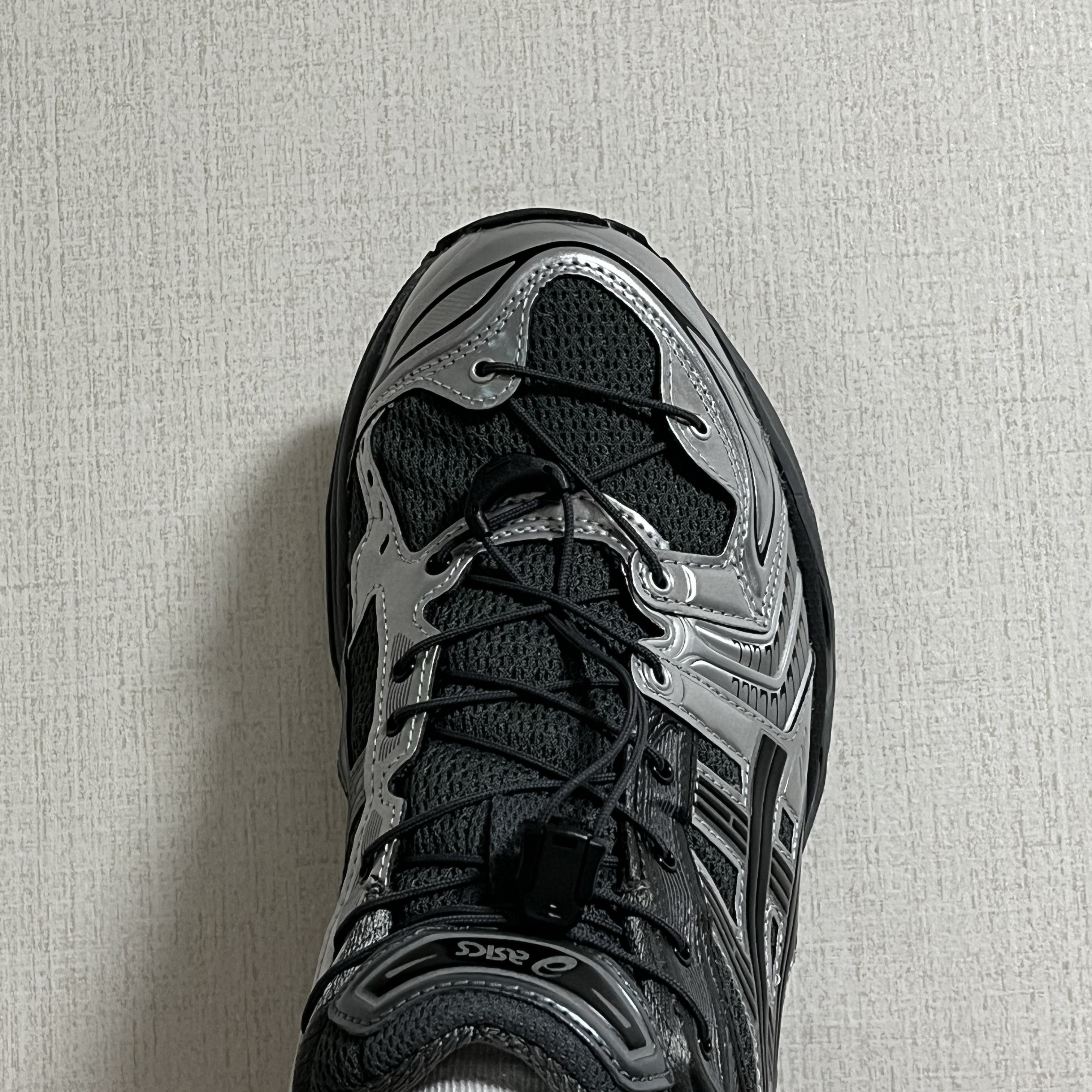 Asics x Unaffected Gel-Kayano 14 Silver Moon 착용 스타일