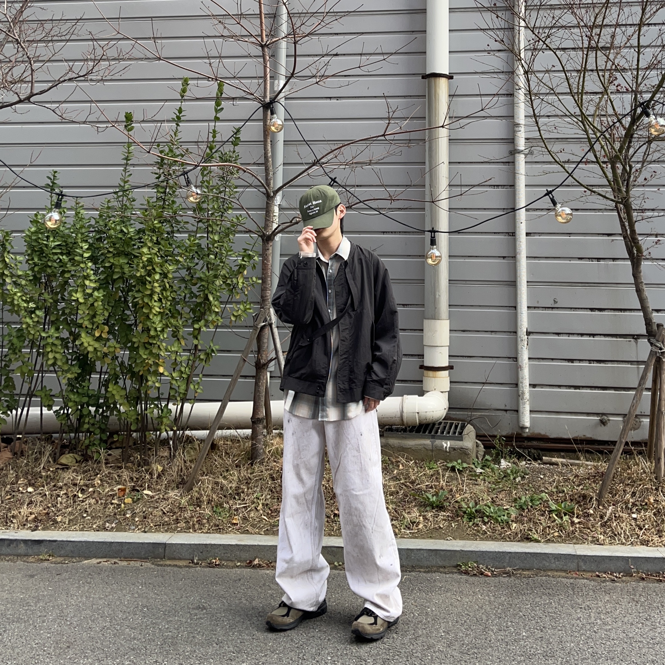 New Balance x JJJJound 990v3 Brown Black 착용 스타일