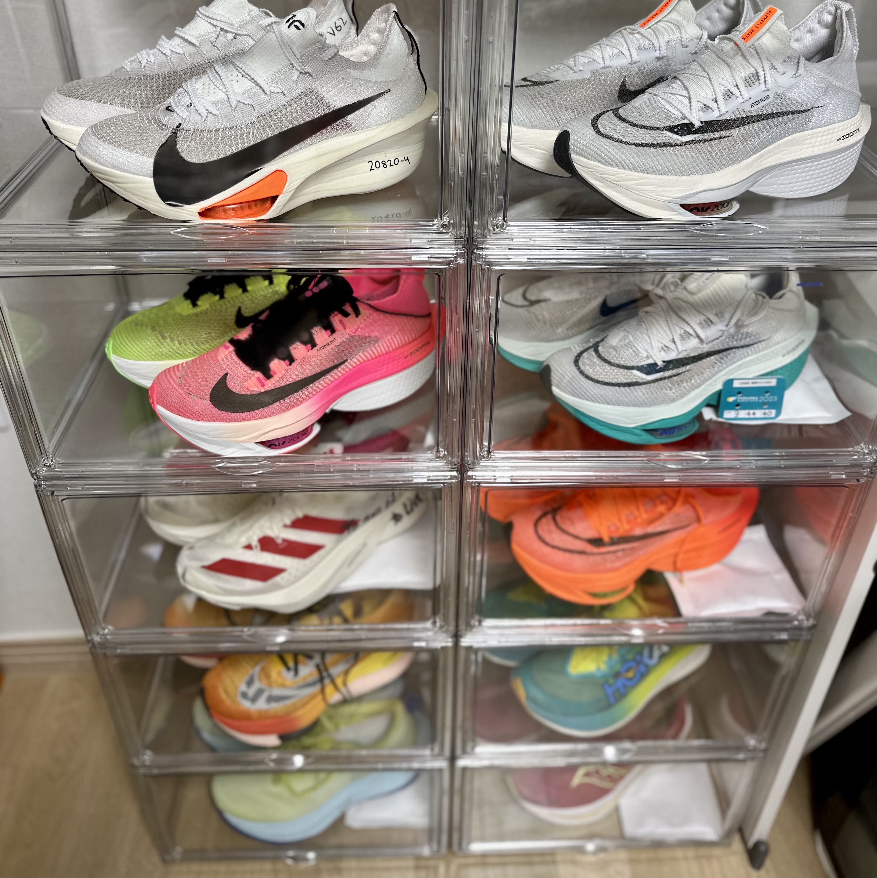 Nike Air Zoom Alphafly Next% 3 Proto White Total Orange, Nike Air Zoom Alphafly Next% 2 Proto White 착용 스타일 - 4