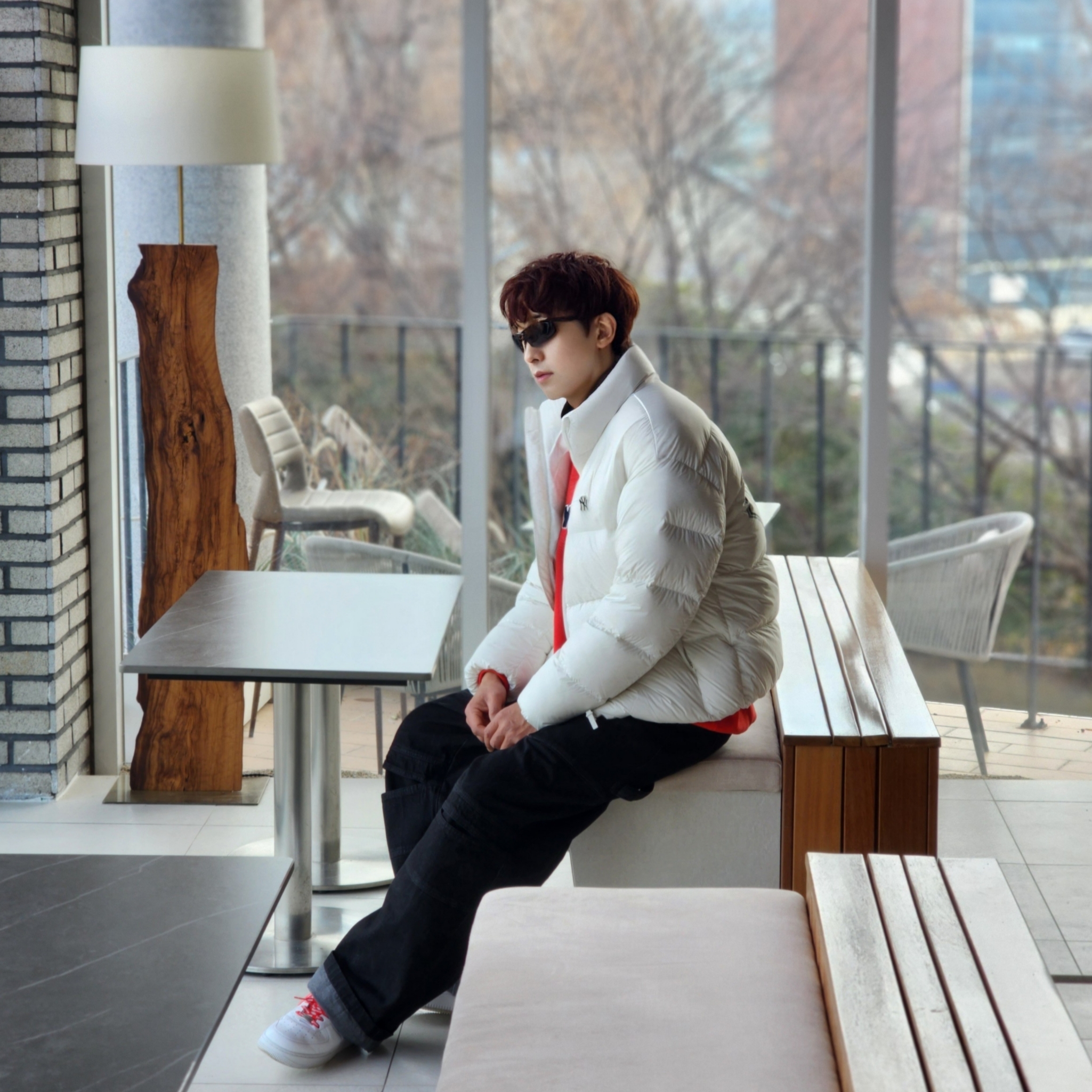 Nike x Supreme Air Force 1 Low White 착용 스타일 - 6