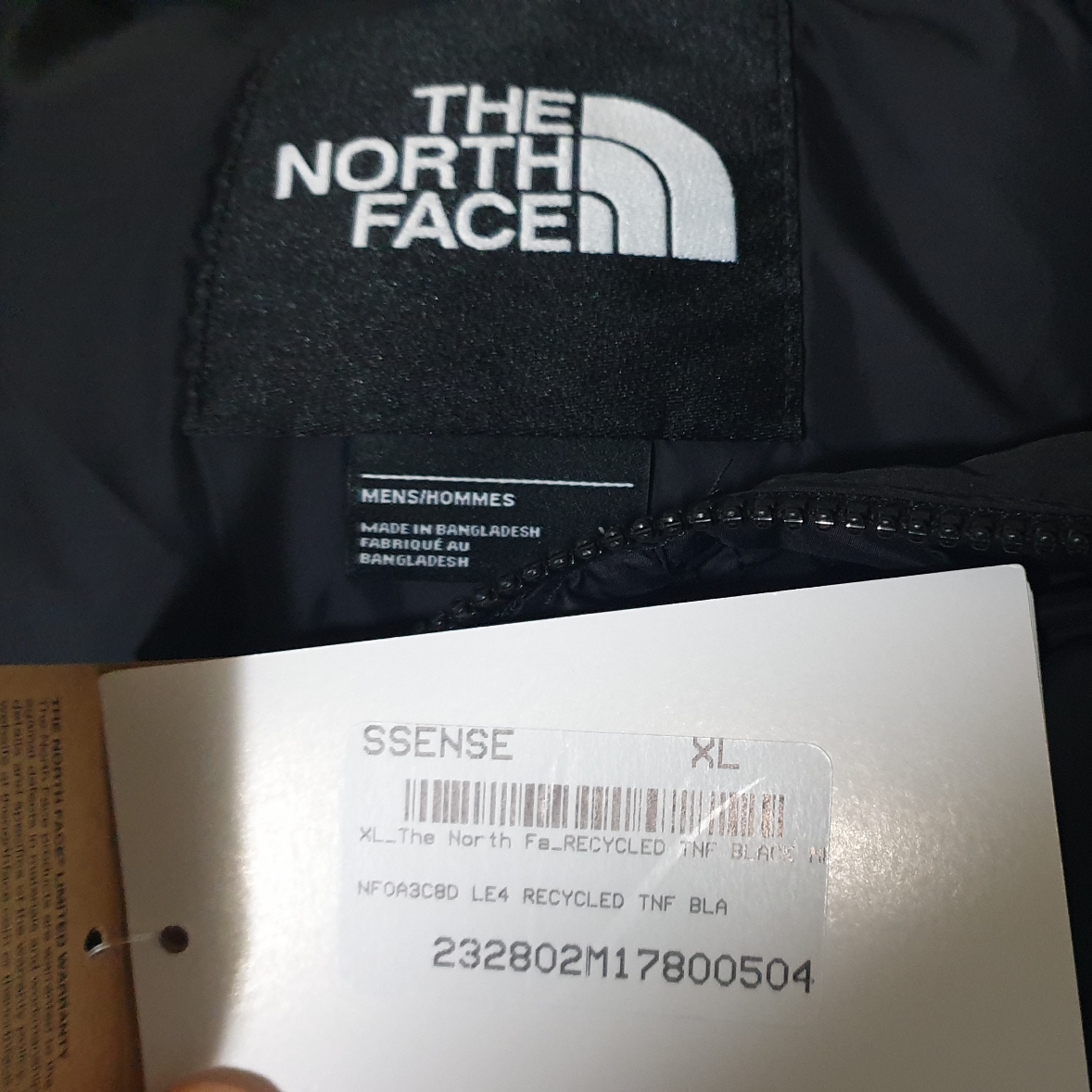 The North Face 1996 Retro Nuptse Down Jacket TNF Black 착용 스타일 - 1