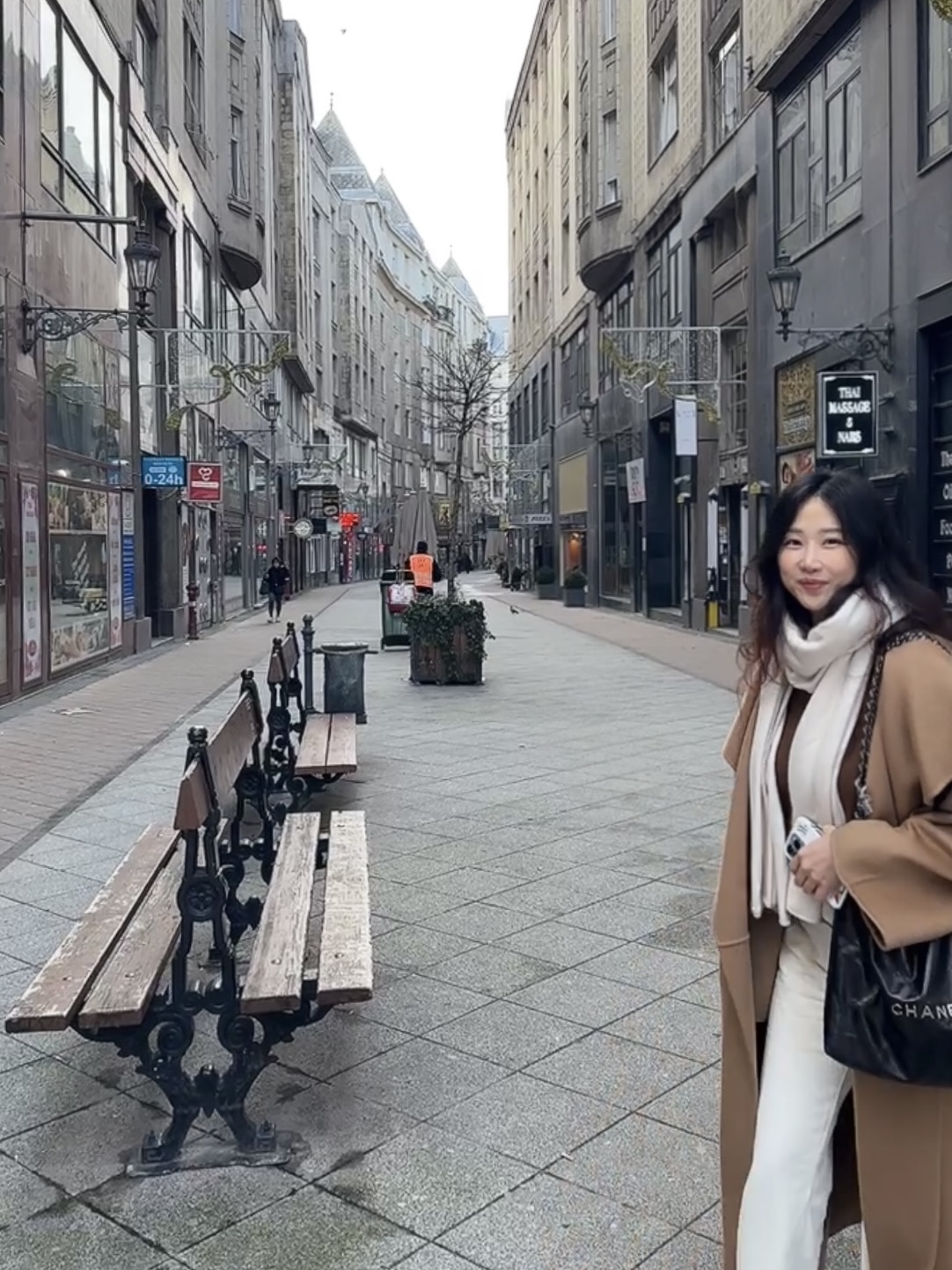 (W) Toteme Signature Wool Cashmere Coat Camel 착용 스타일 - 4