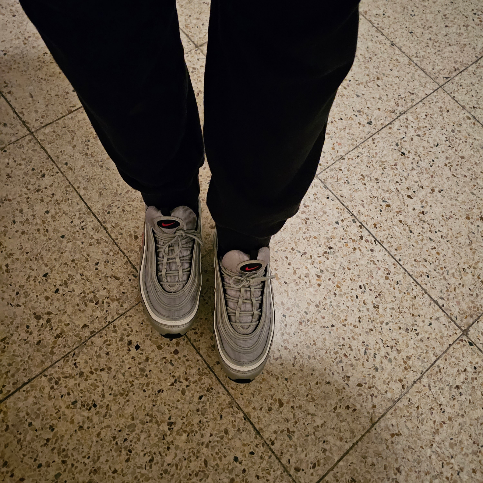 Nike Air Max 97 OG Silver Bullet 2022 착용 스타일