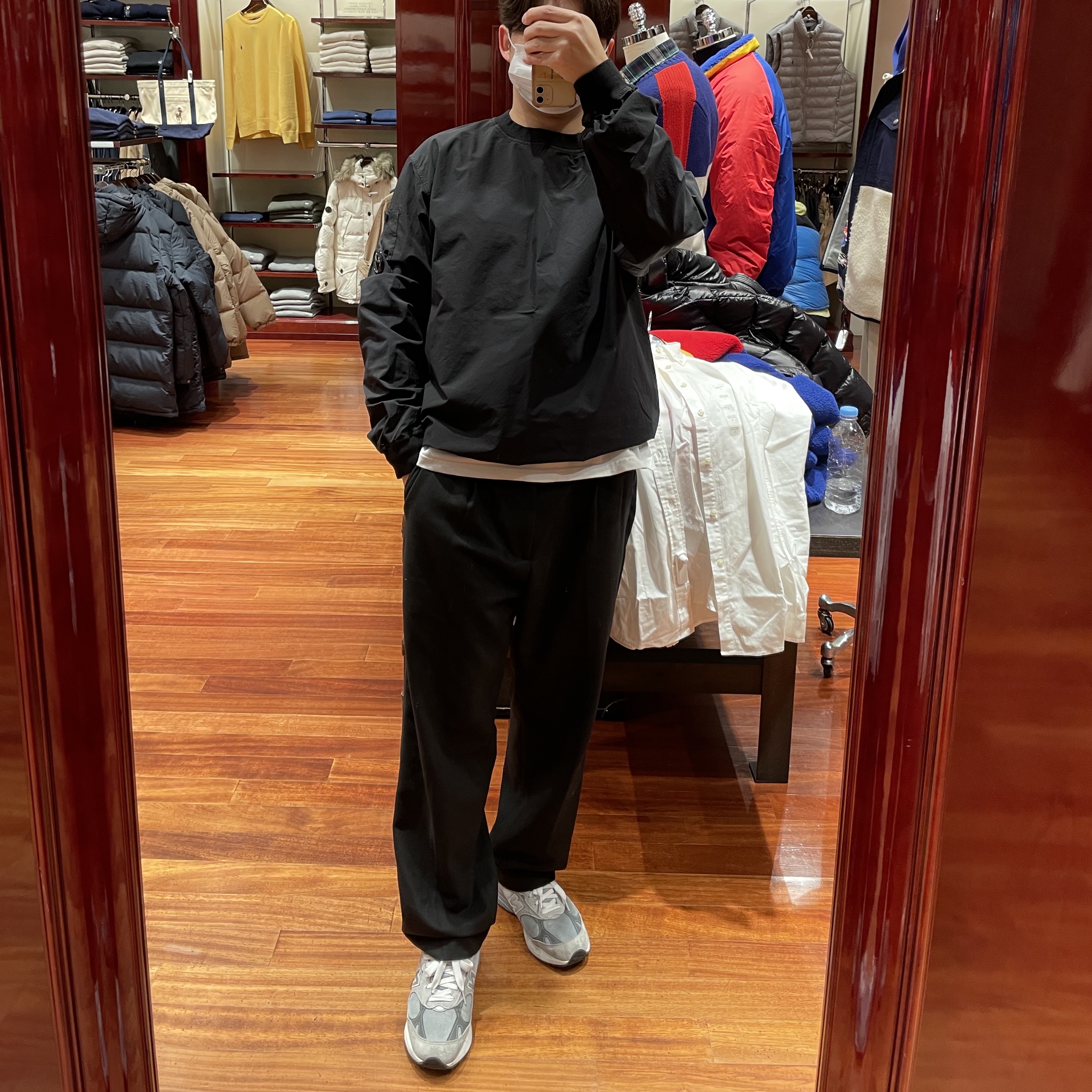 C.P. Company Cotton Fleece Sweatshirt Black - 23SS, (W) New Balance 993 Made in USA Grey - B Standard 착용 스타일