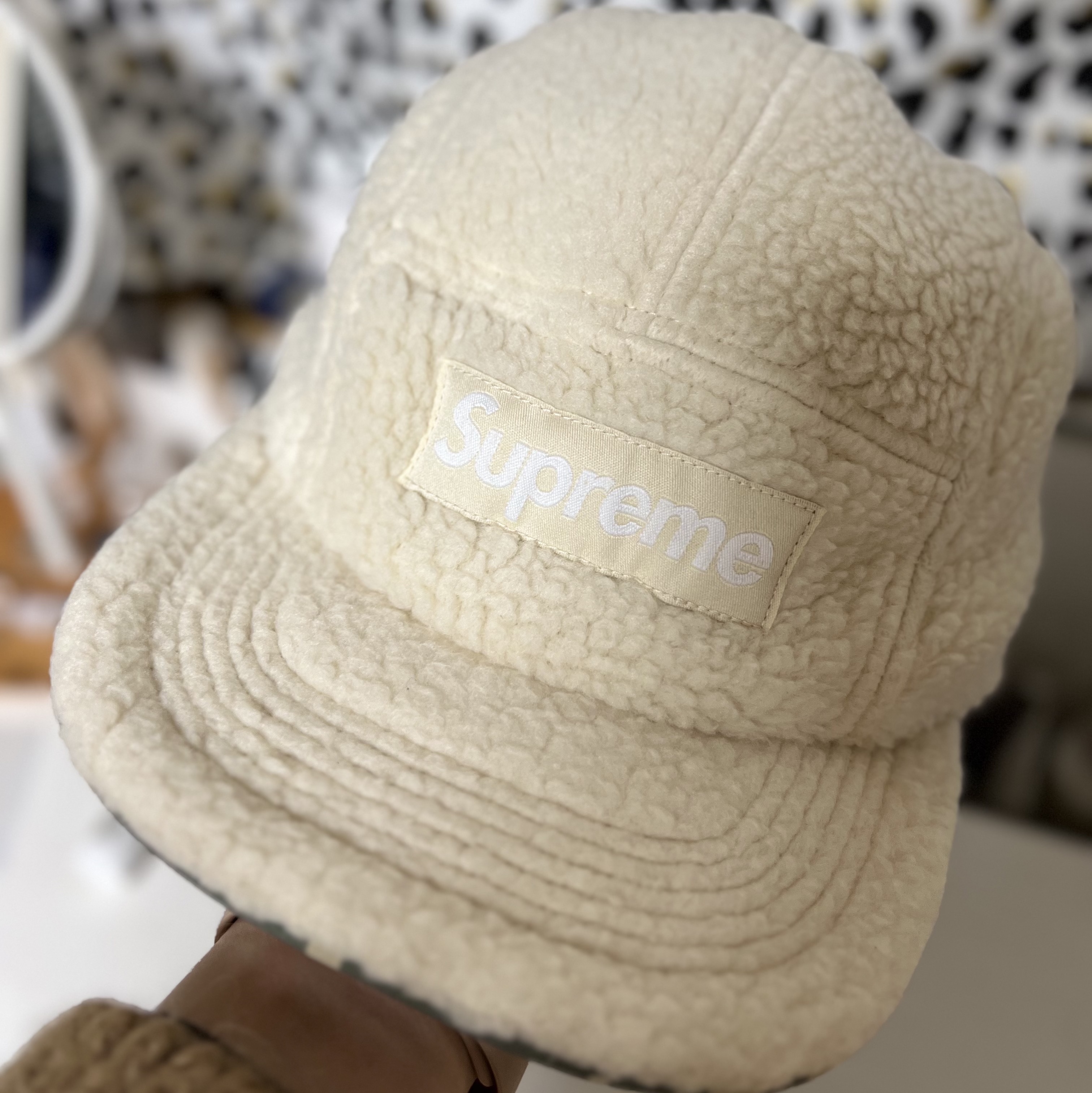 Supreme Polartec Shearling Reversible Camp Cap Digi Camo - 23FW 착용 스타일 - 1
