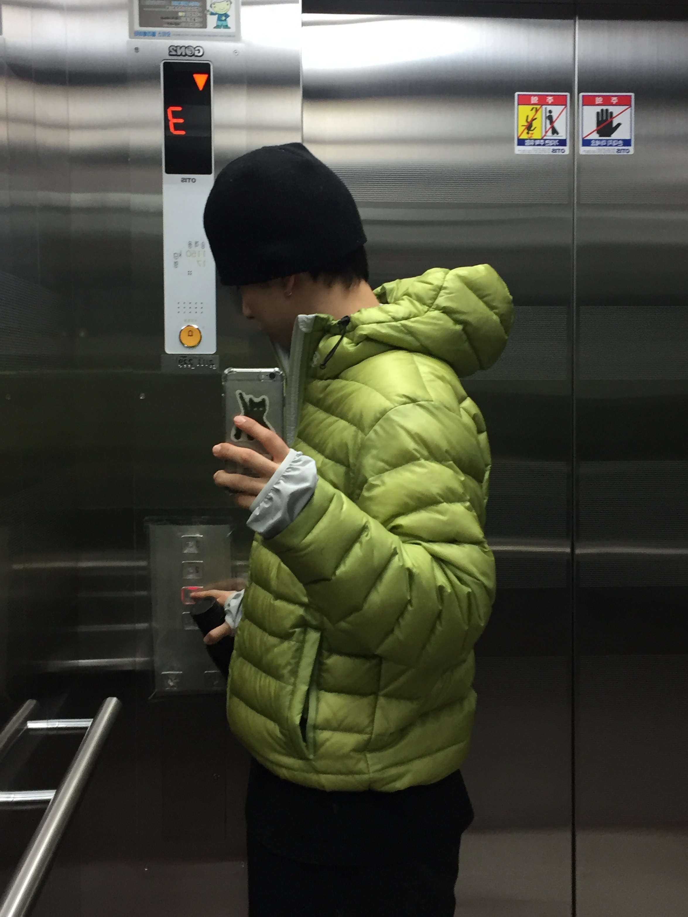 Sansan Gear Suffix Puffer Jacket Light Green - 23FW 착용 스타일 - 2