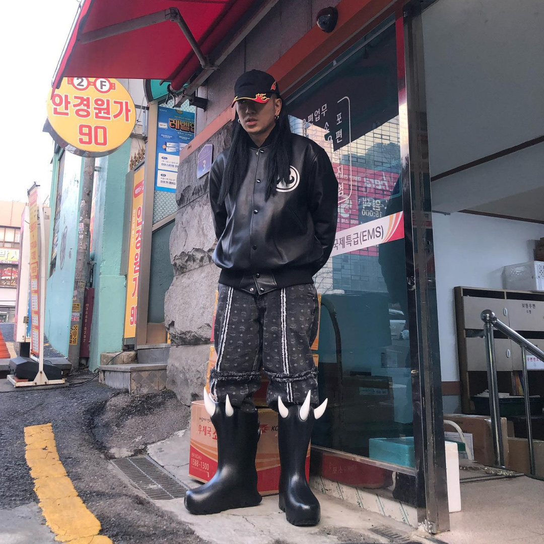 Fila x Thug Club Dragon Boots Black 착용 스타일 - 2