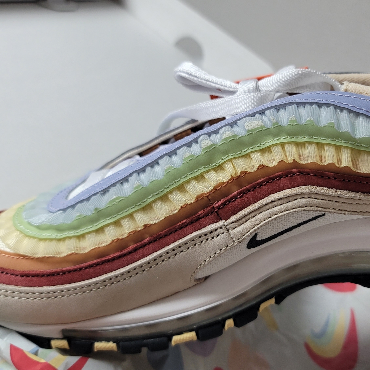 Nike Air Max 97 Be True 착용 스타일