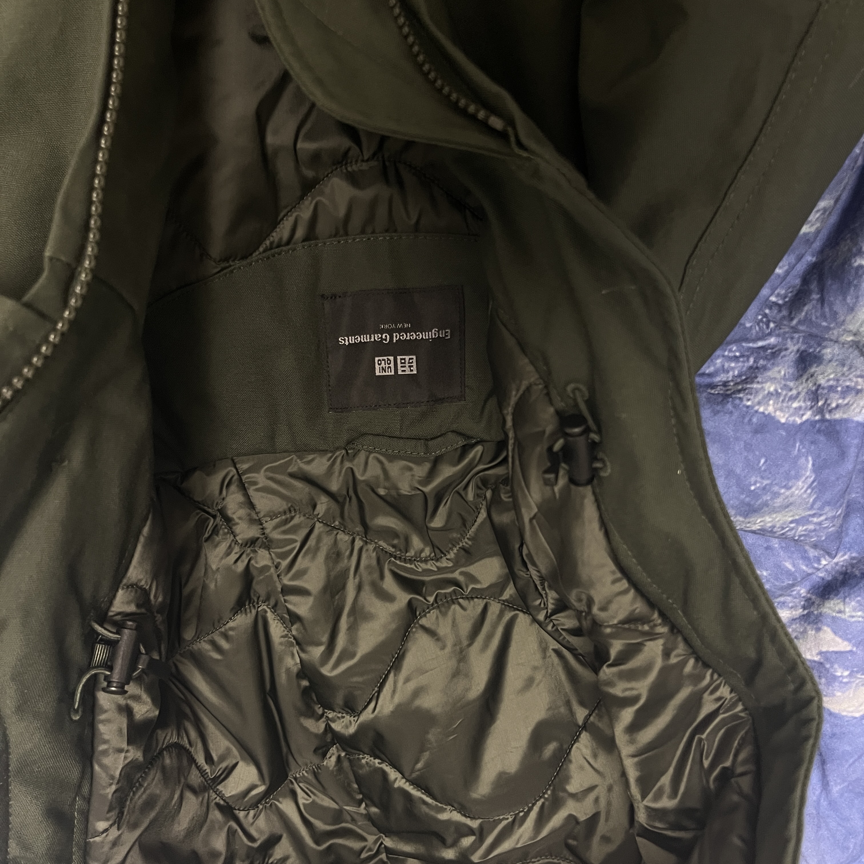 Uniqlo x Engineered Garments Pufftech Utility Jacket Olive 착용 스타일 - 2