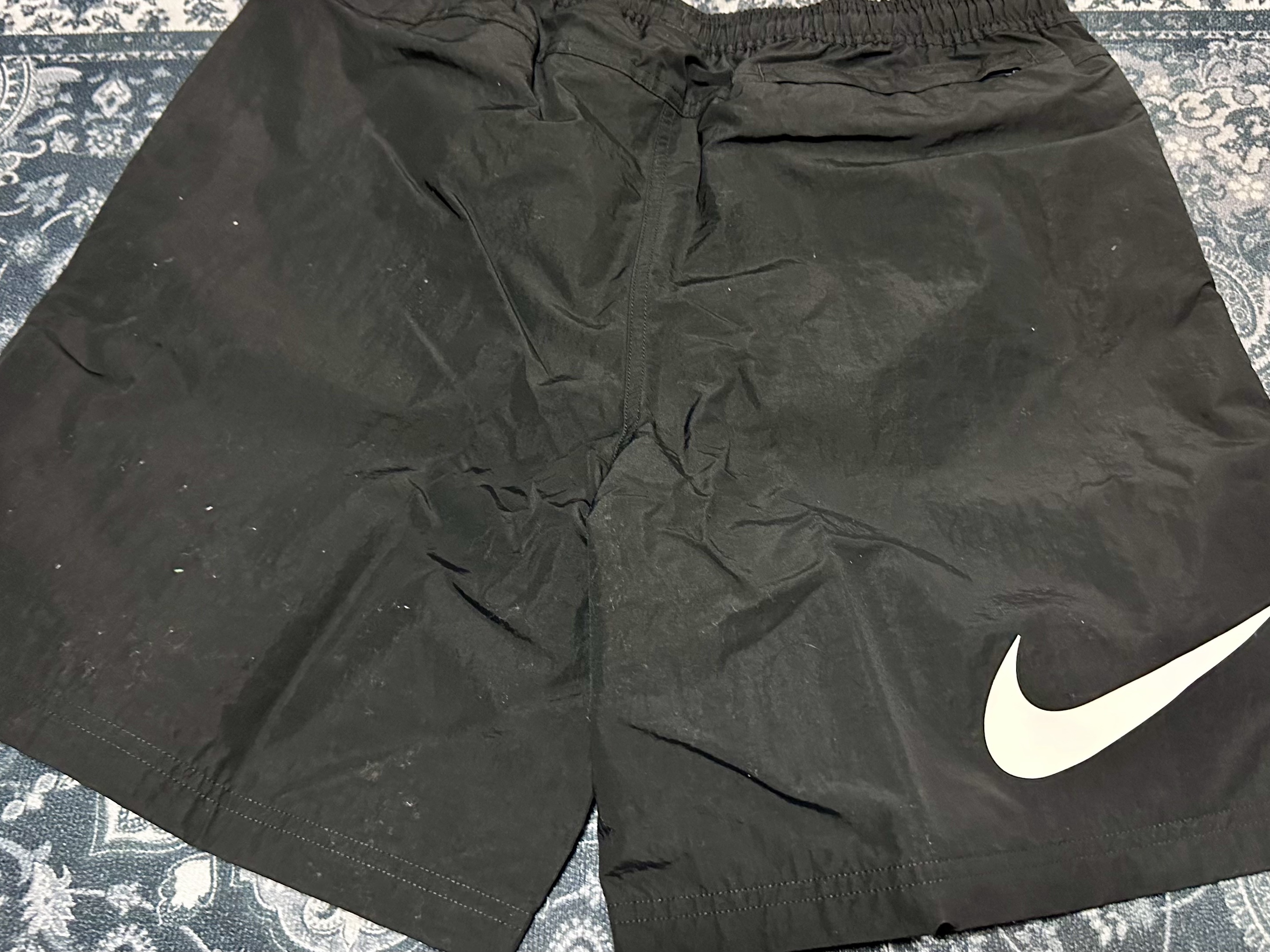 Nike x Stussy Shorts Black (FJ9167-010) 착용 스타일 - 3