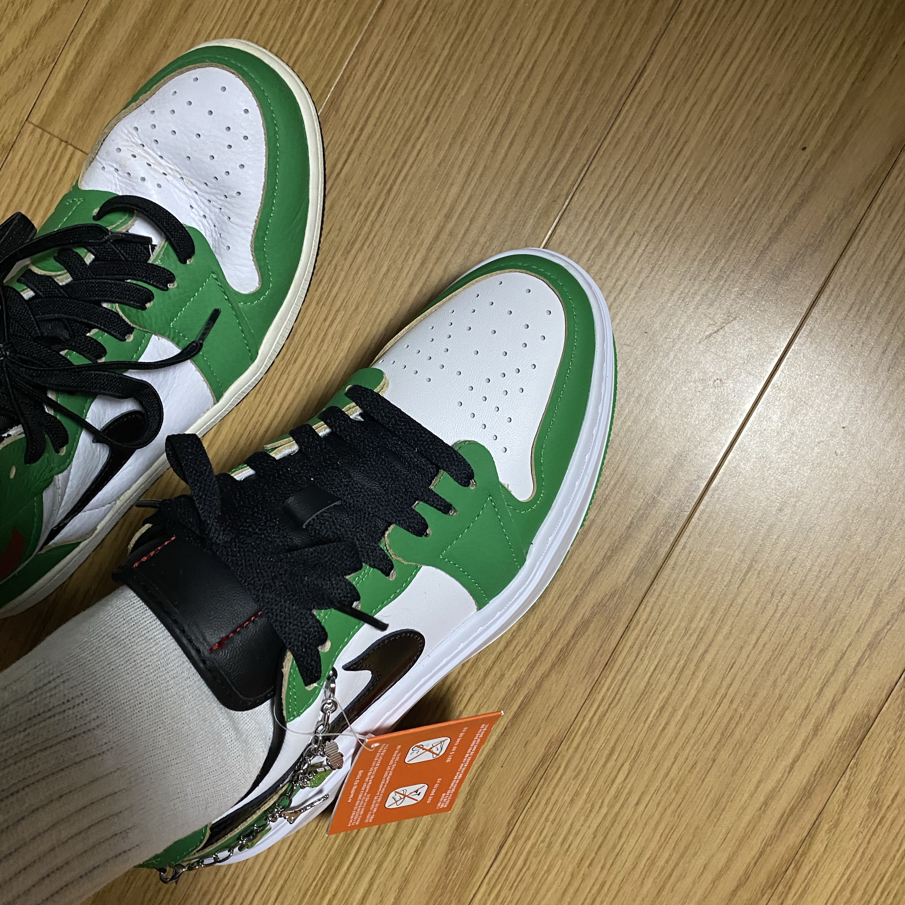 (W) Jordan 1 Elevate Low SE Lucky Green 착용 스타일