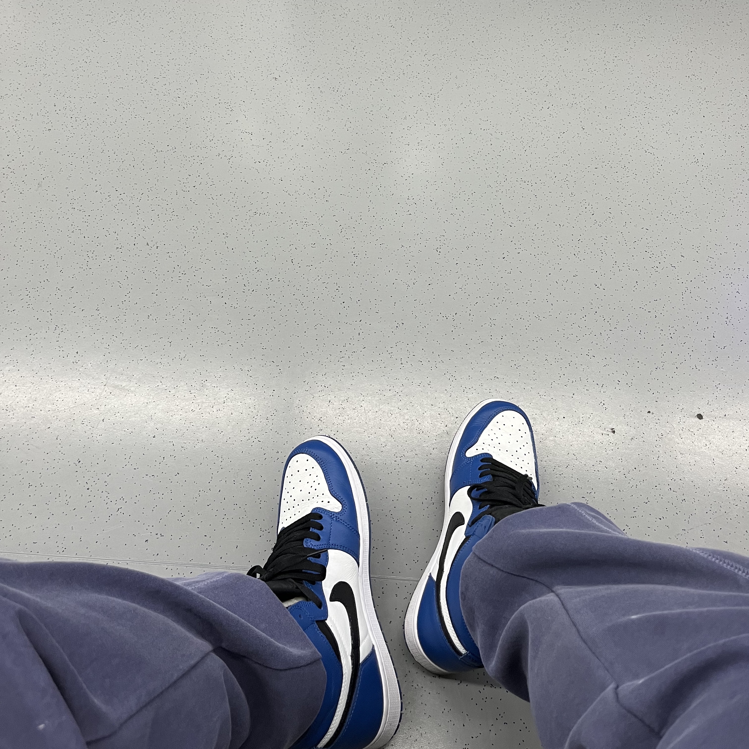 Jordan 1 Retro High OG Dark Marina Blue 착용 스타일
