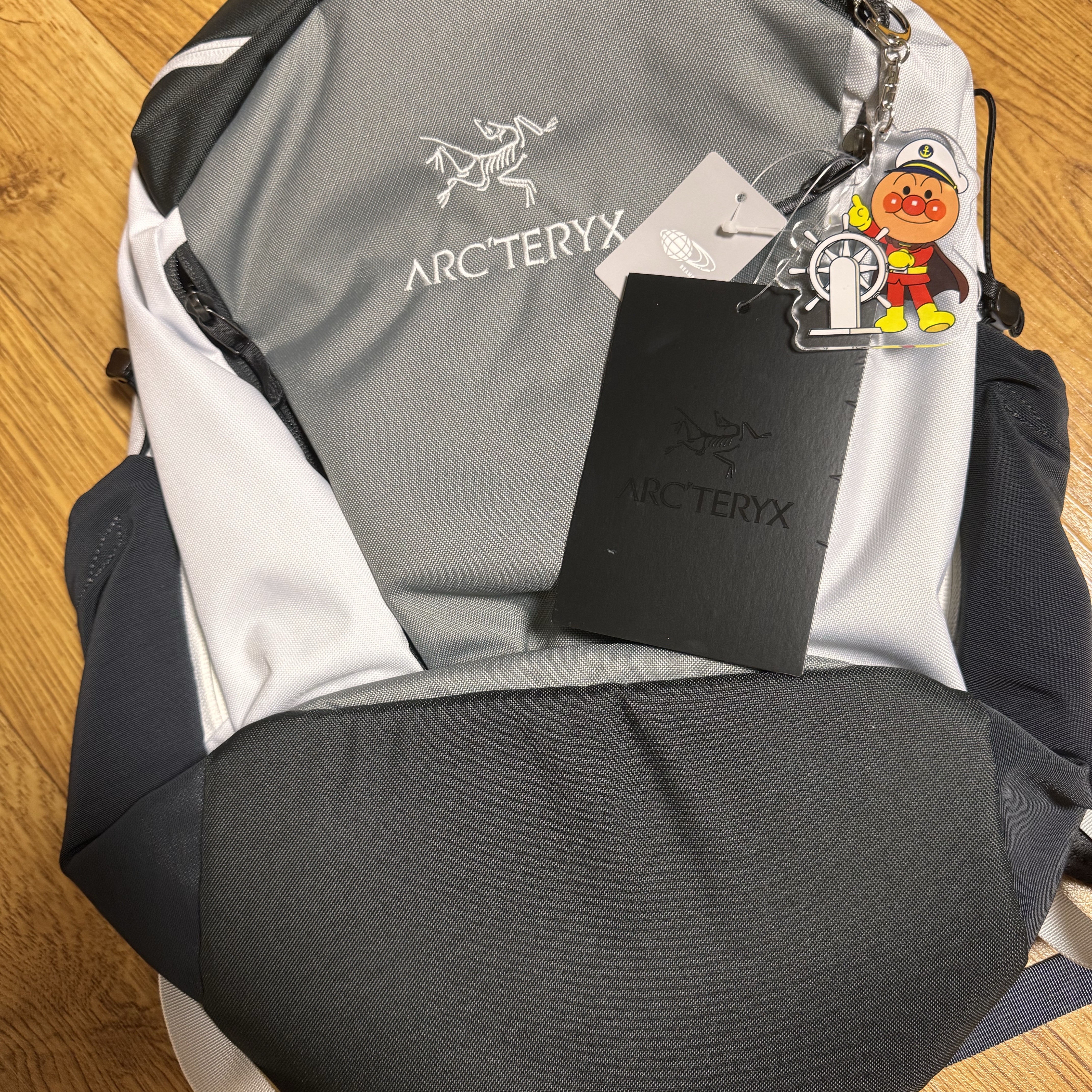Arc'teryx x Beams Mantis 26 Backpack Tranquil 착용 스타일