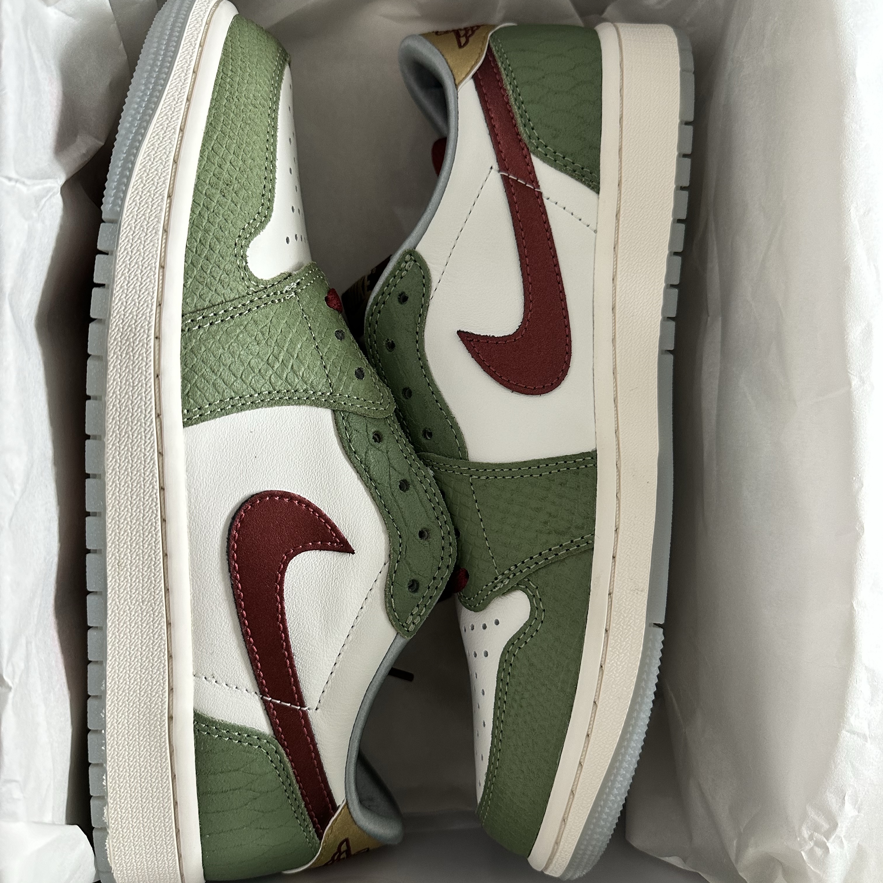 Jordan 1 Retro Low OG Chinese New Year 착용 스타일 - 3