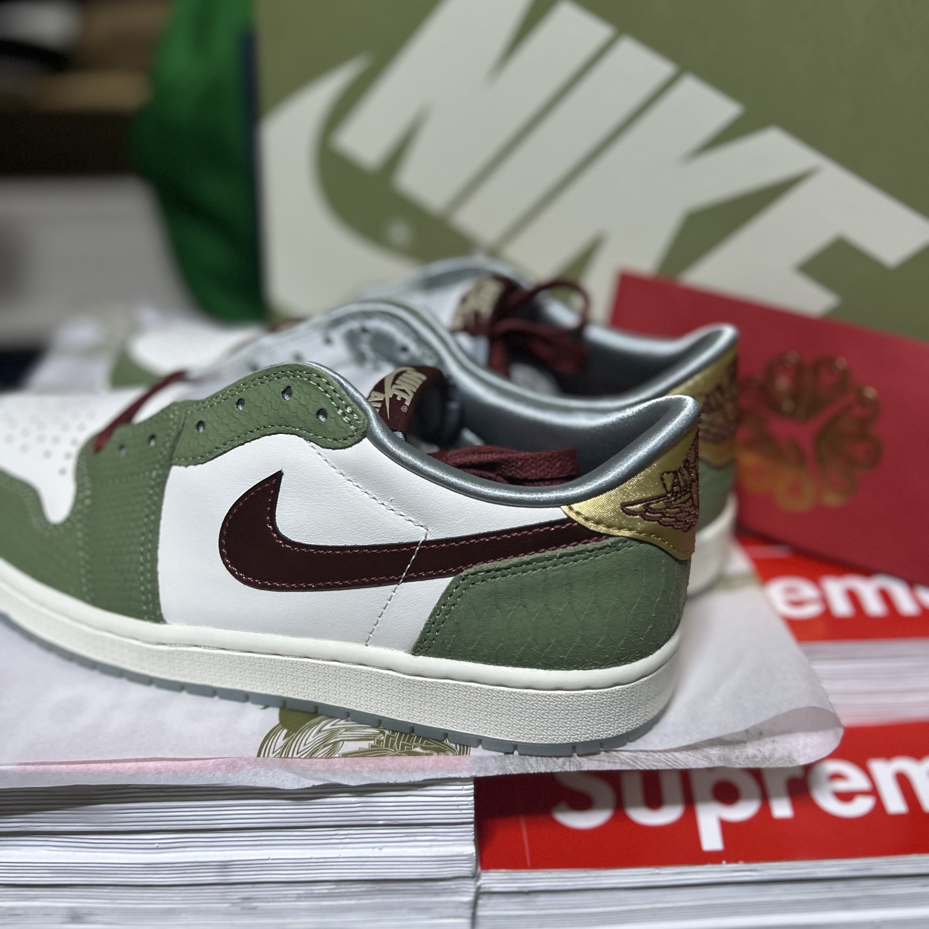 Jordan 1 Retro Low OG Chinese New Year 착용 스타일 - 3