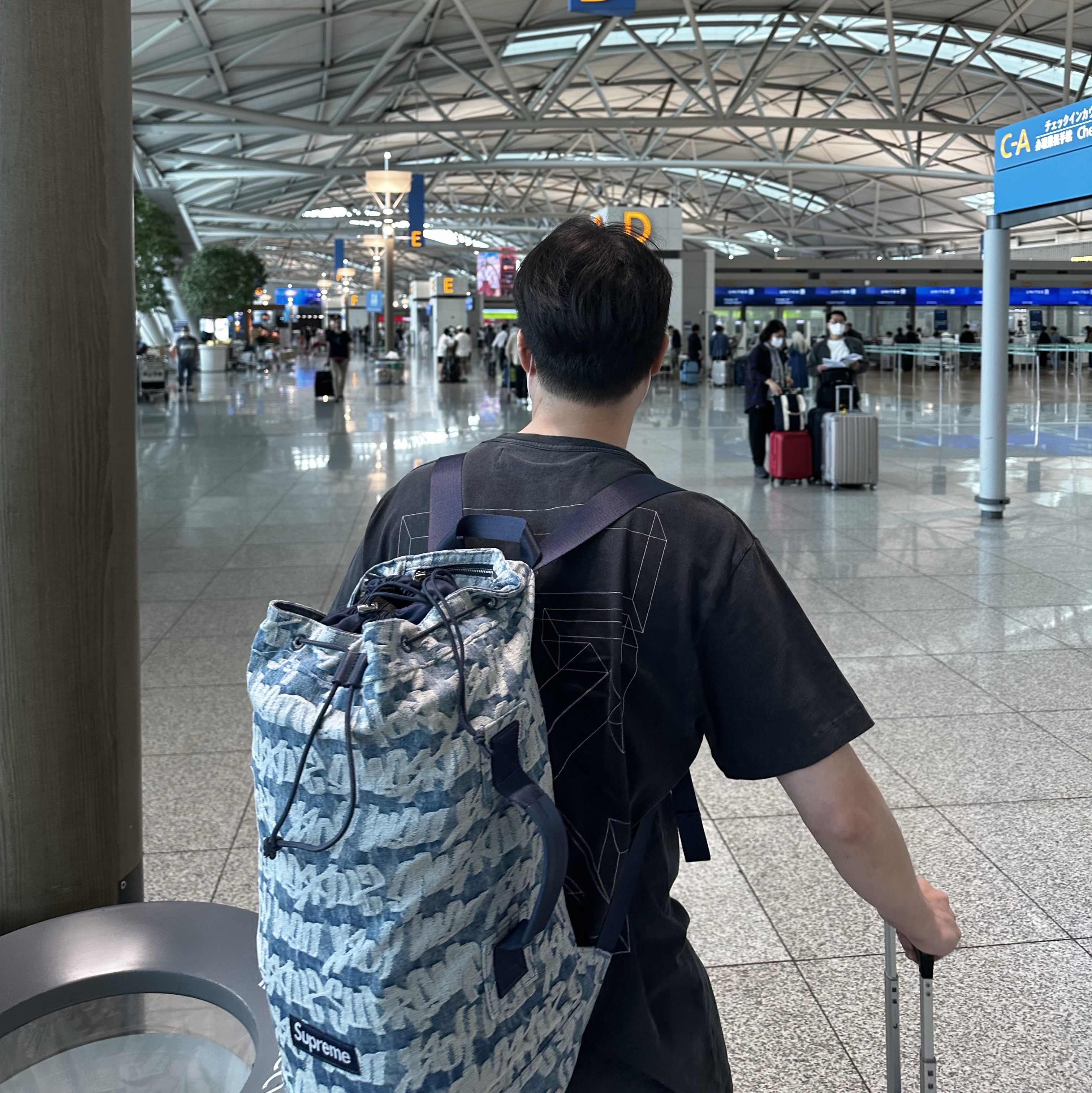 Supreme Fat Tip Jacquard Denim Backpack Blue - 22SS 착용 스타일