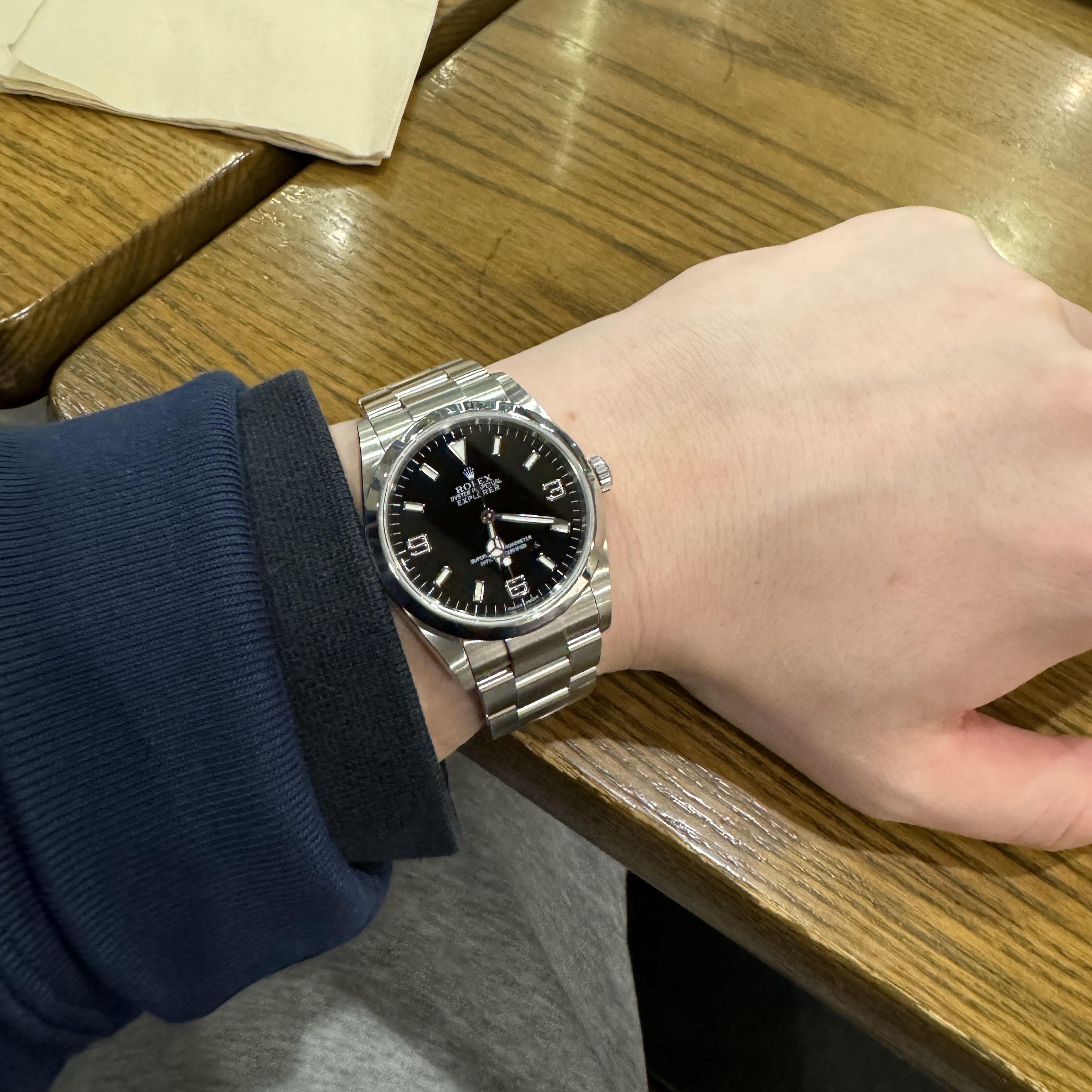Rolex Explorer 36mm 124270 Black Oyster 착용 스타일
