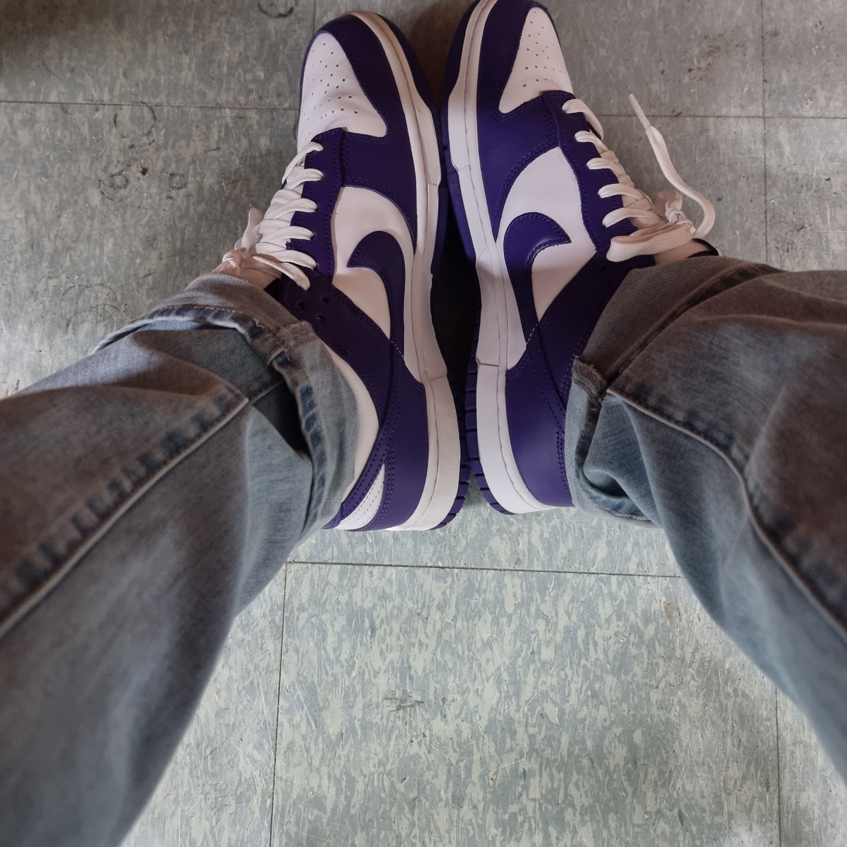Nike Dunk Low Retro Championship Court Purple 착용 스타일 - 2