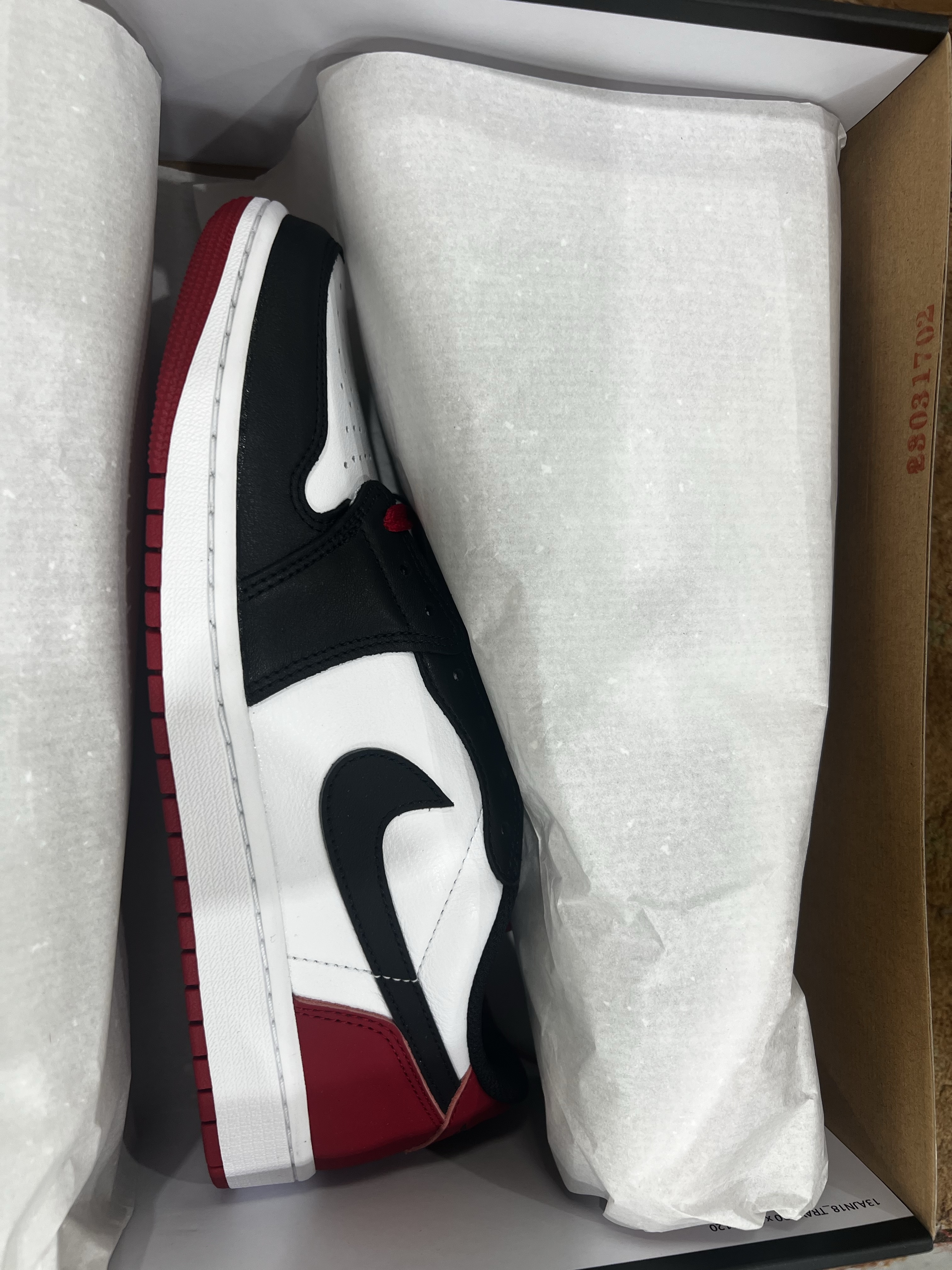 Jordan 1 Retro Low OG Black Toe 착용 스타일