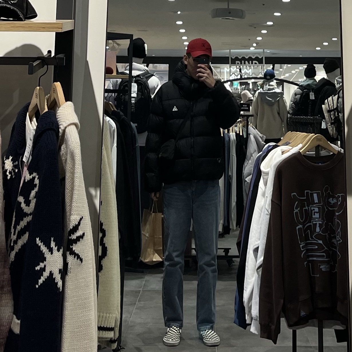 Nike ACG Therma-Fit ADV Lunar Lake Puffer Jacket Black - Asia, Vans Slip-On Checkerboard 착용 스타일
