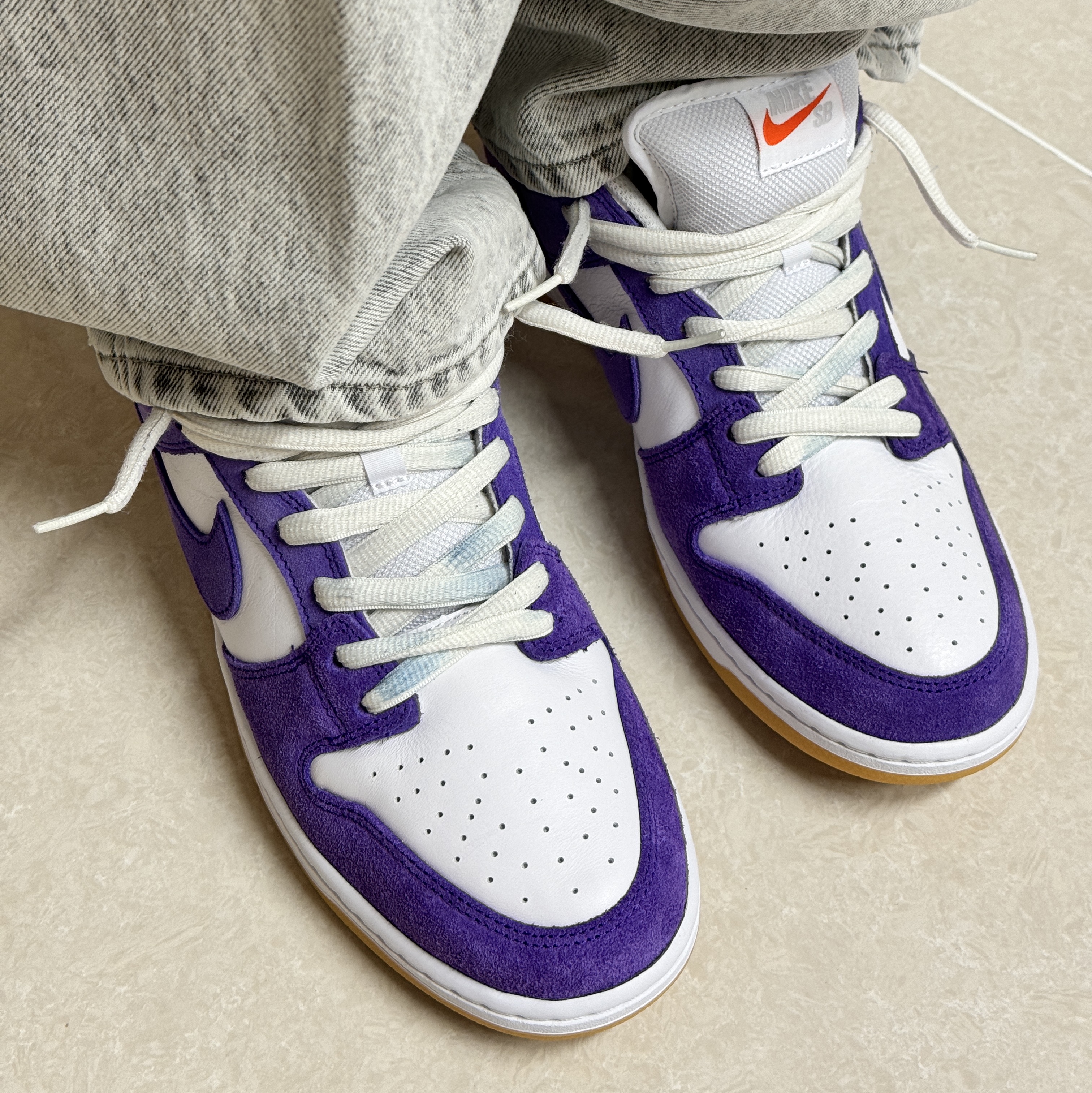 Nike Dunk Low Pro SB Court Purple 착용 스타일