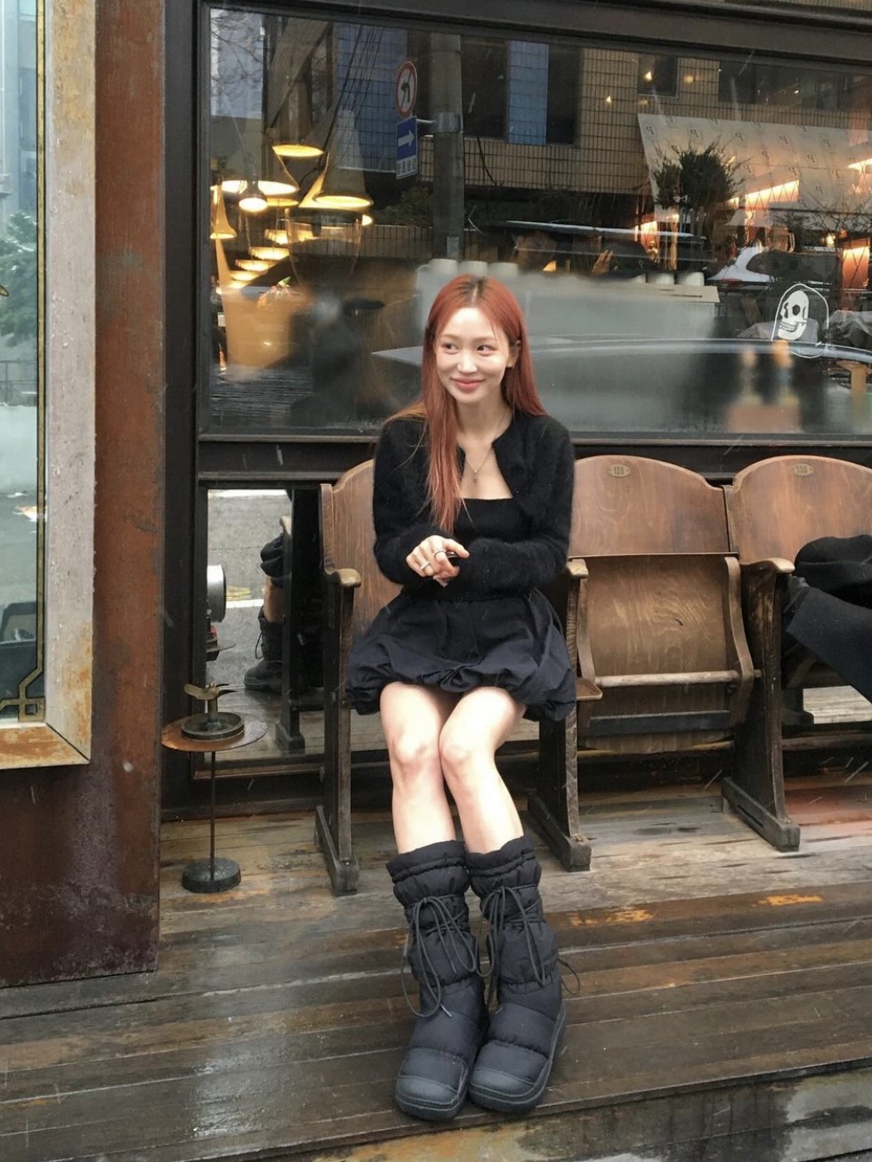 (W) Rockfishweatherwear Hayden Long Puff Padded Boots Black 착용 스타일