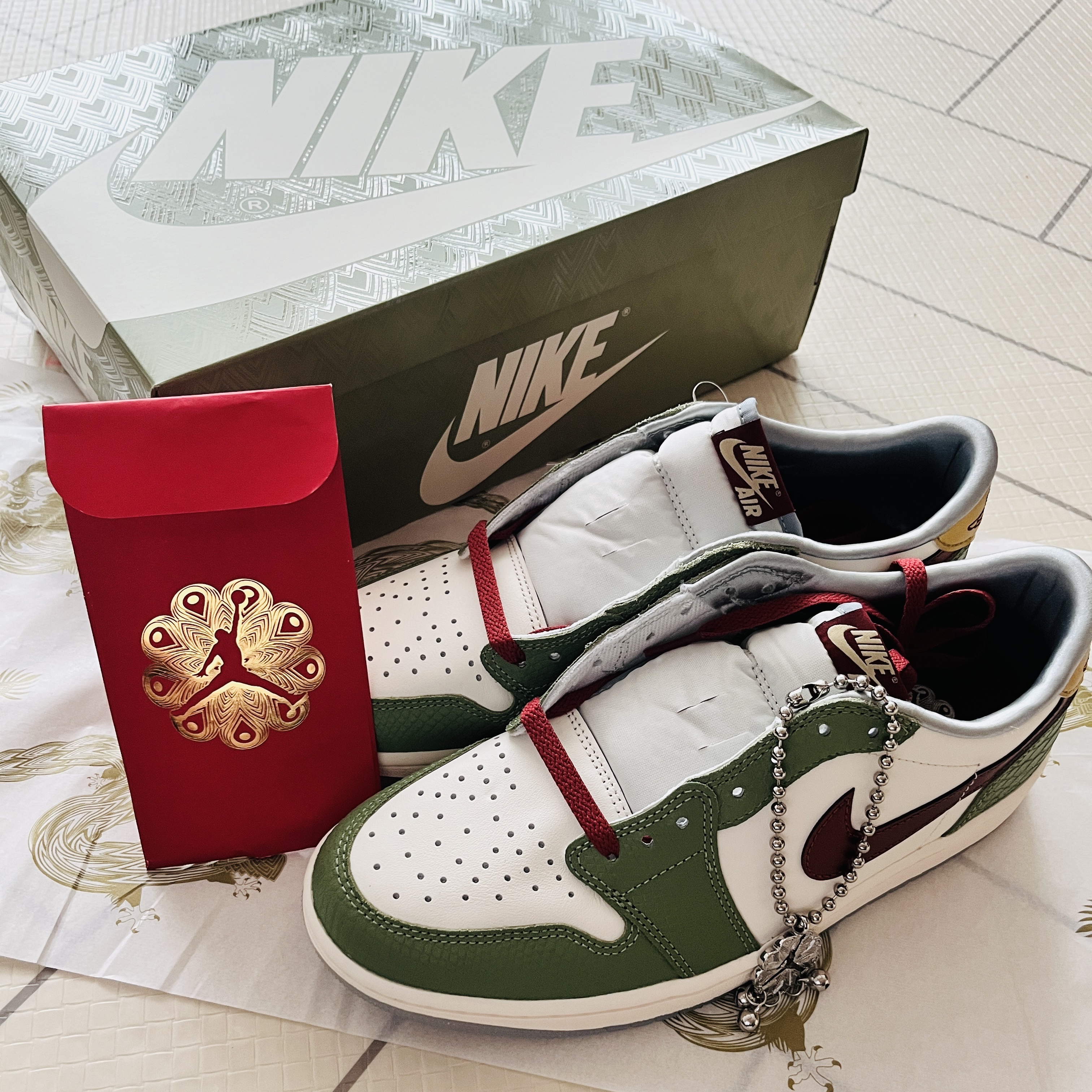 Jordan 1 Retro Low OG Chinese New Year 착용 스타일 - 1