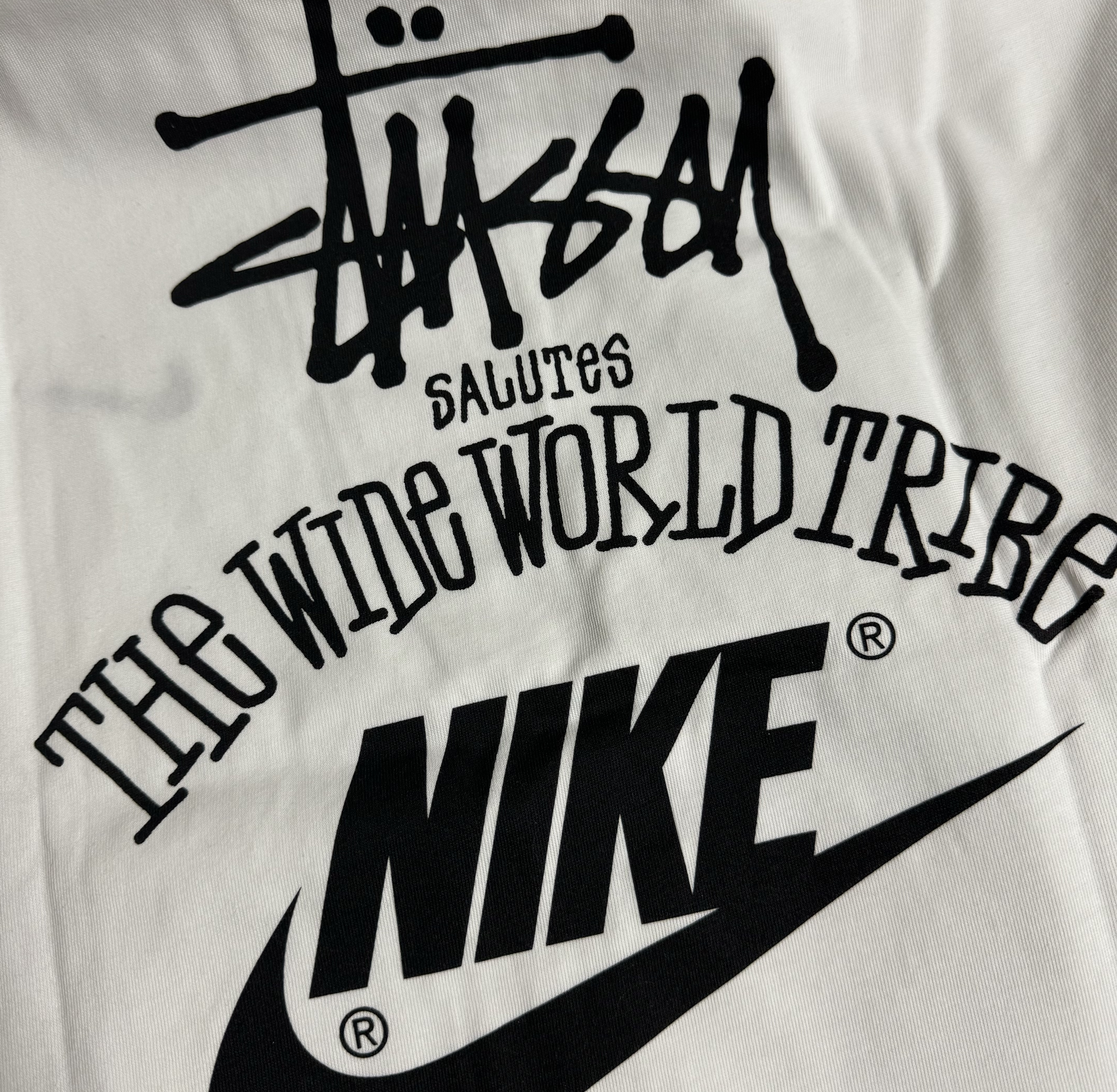 Nike x Stussy T-Shirt White (DV1774-100) 착용 스타일