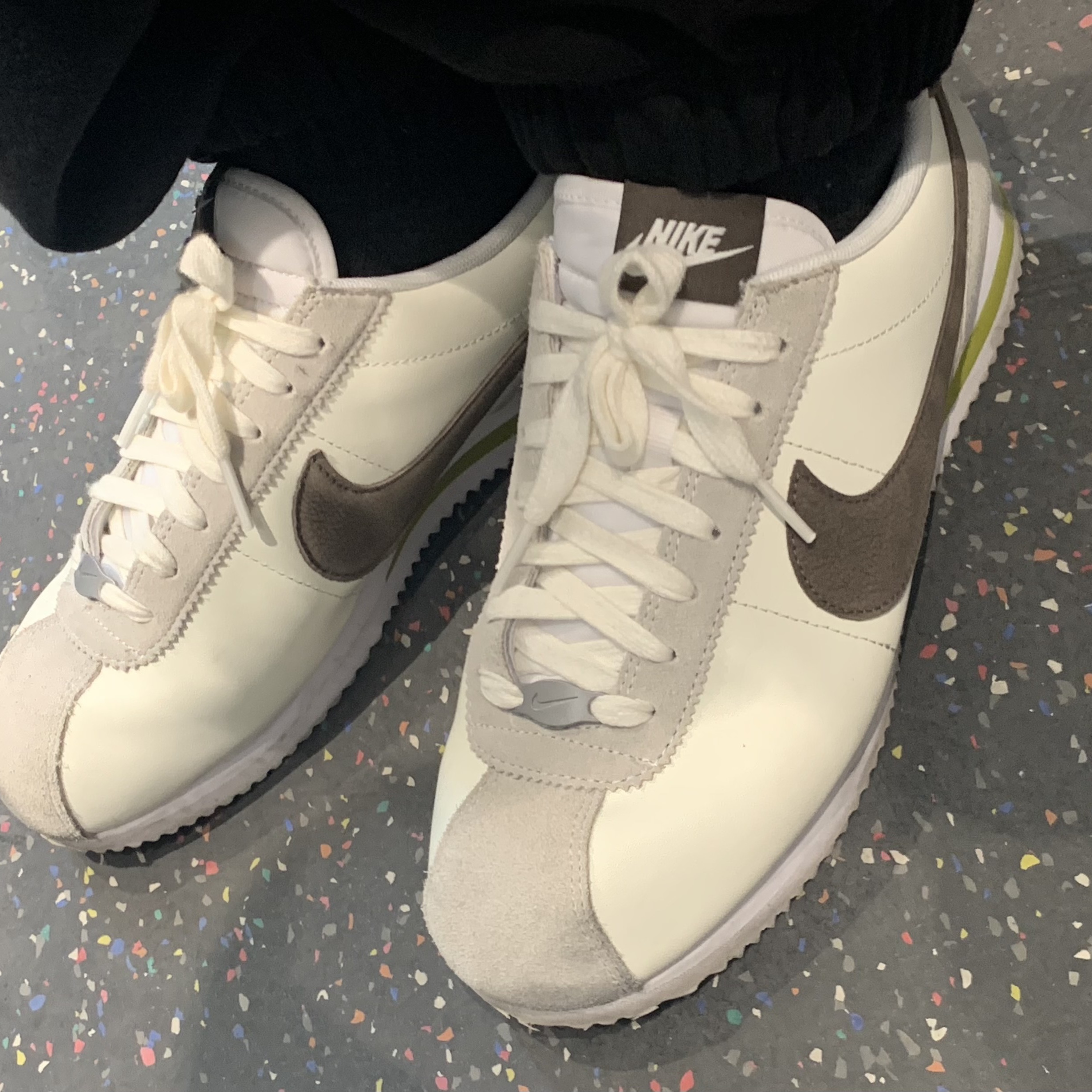 (W) Nike Cortez 23 Kkachi 착용 스타일 - 1