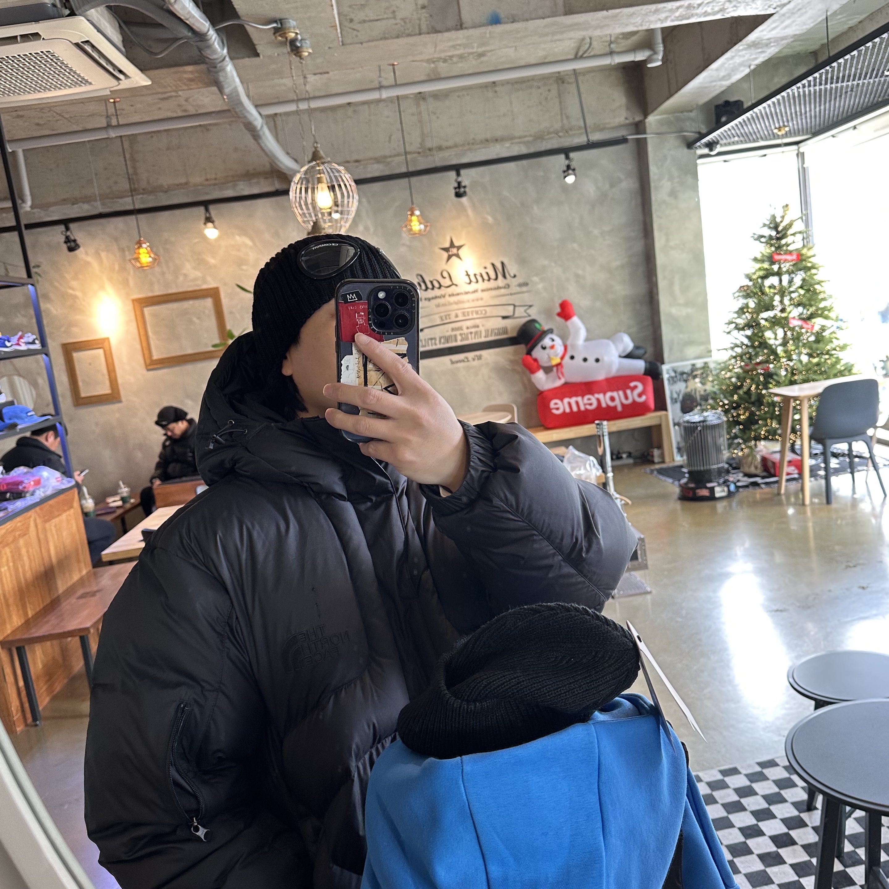 Palace x C.P. Company Peak Goggle Beanie Black - 23FW 착용 스타일