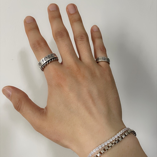 Gucci Ghost Ring Silver 6mm 착용 스타일