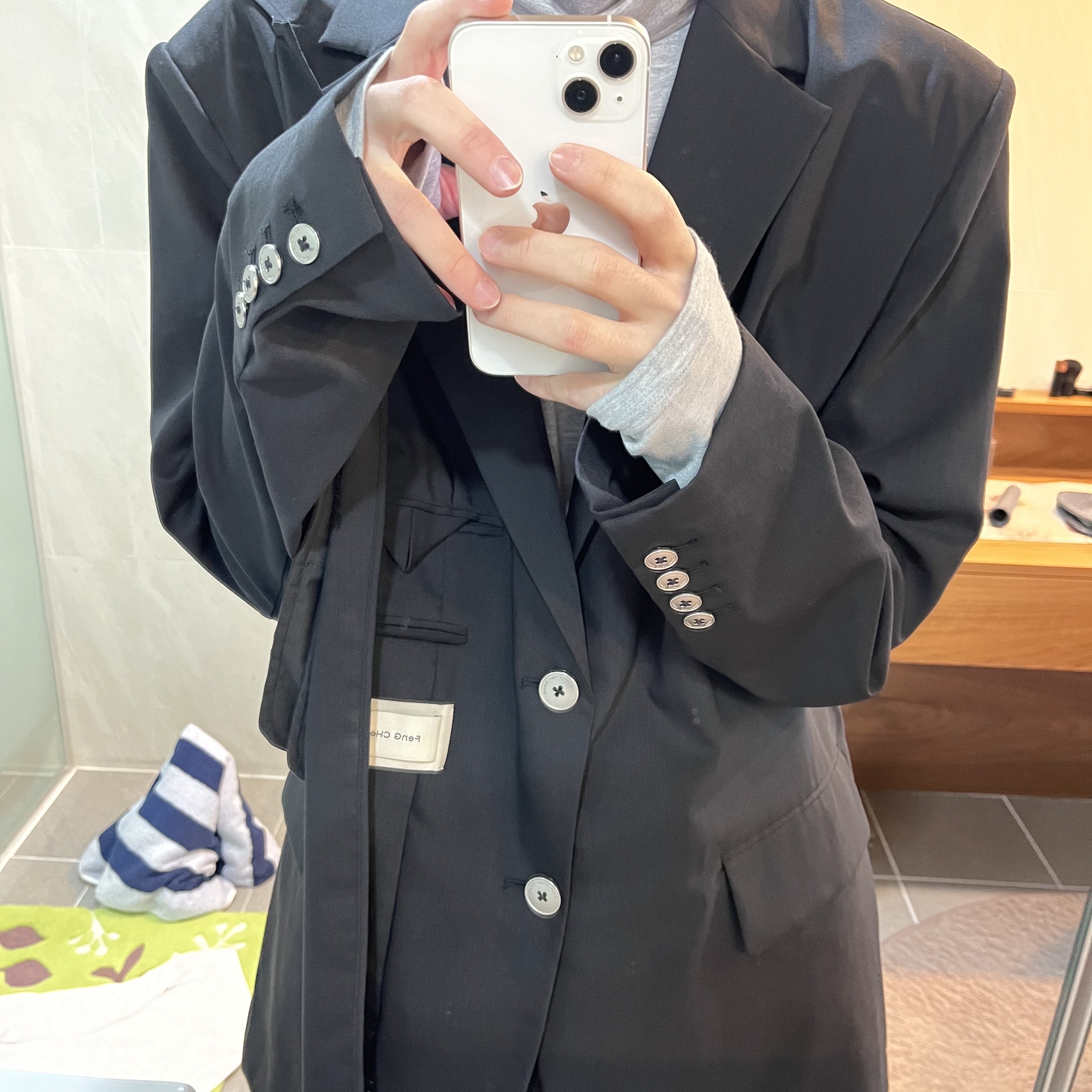 Polyteru Turtle Neck Sleeve Melange Gray 착용 스타일 - 3