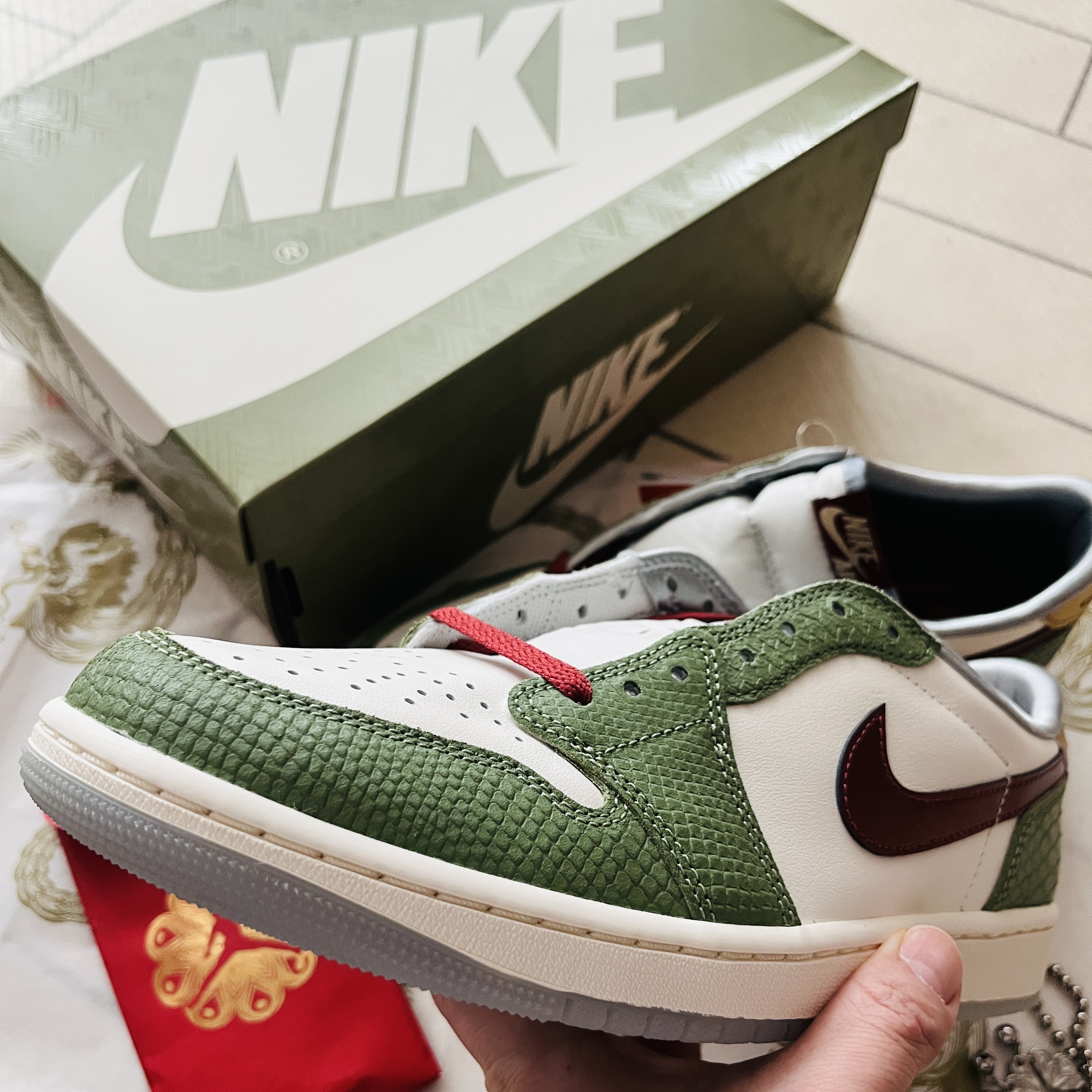Jordan 1 Retro Low OG Chinese New Year 착용 스타일 - 2