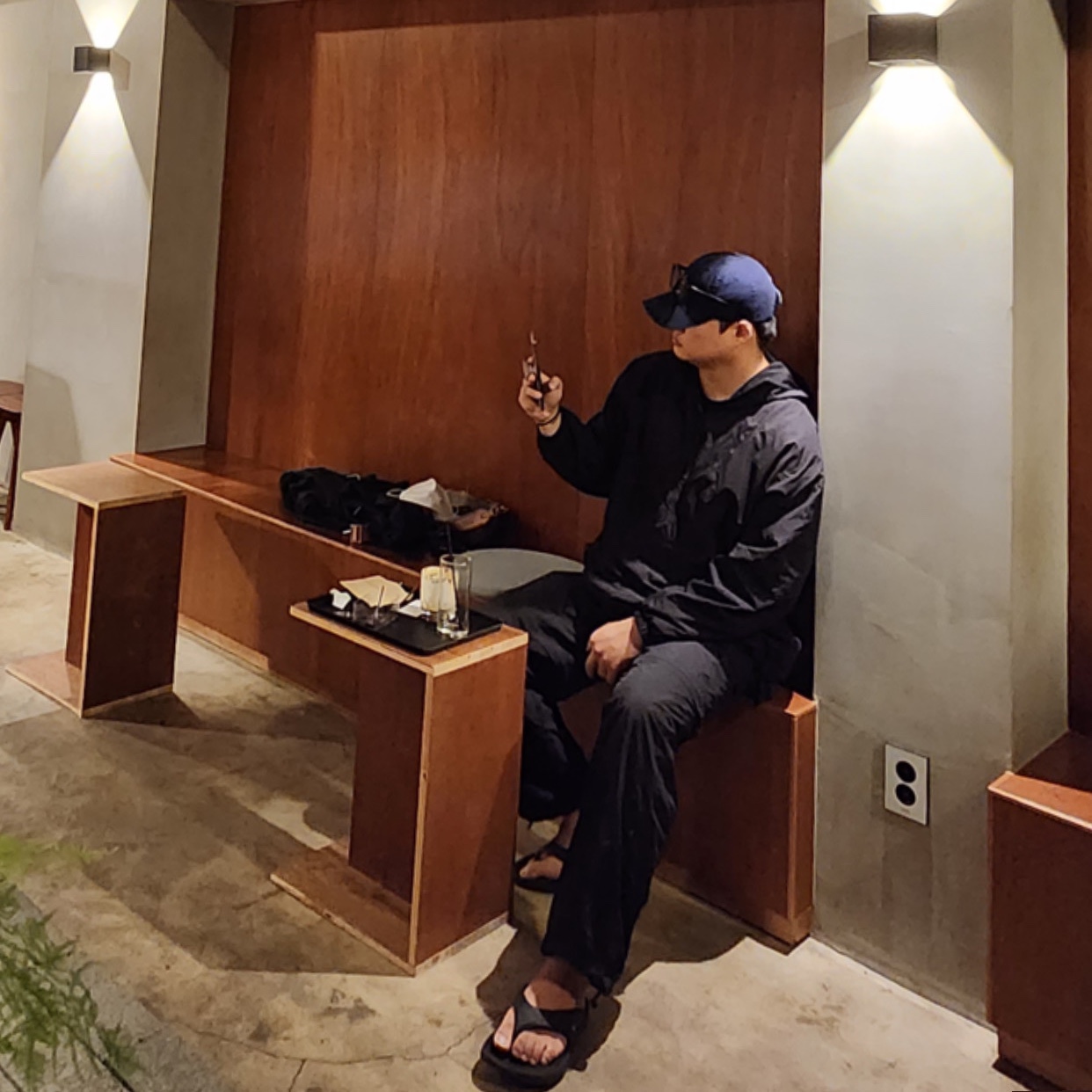 Oofos OOriginal Black, [30% 적립] Polo Ralph Lauren Cotton Chino Ball Cap Newport Navy 착용 스타일