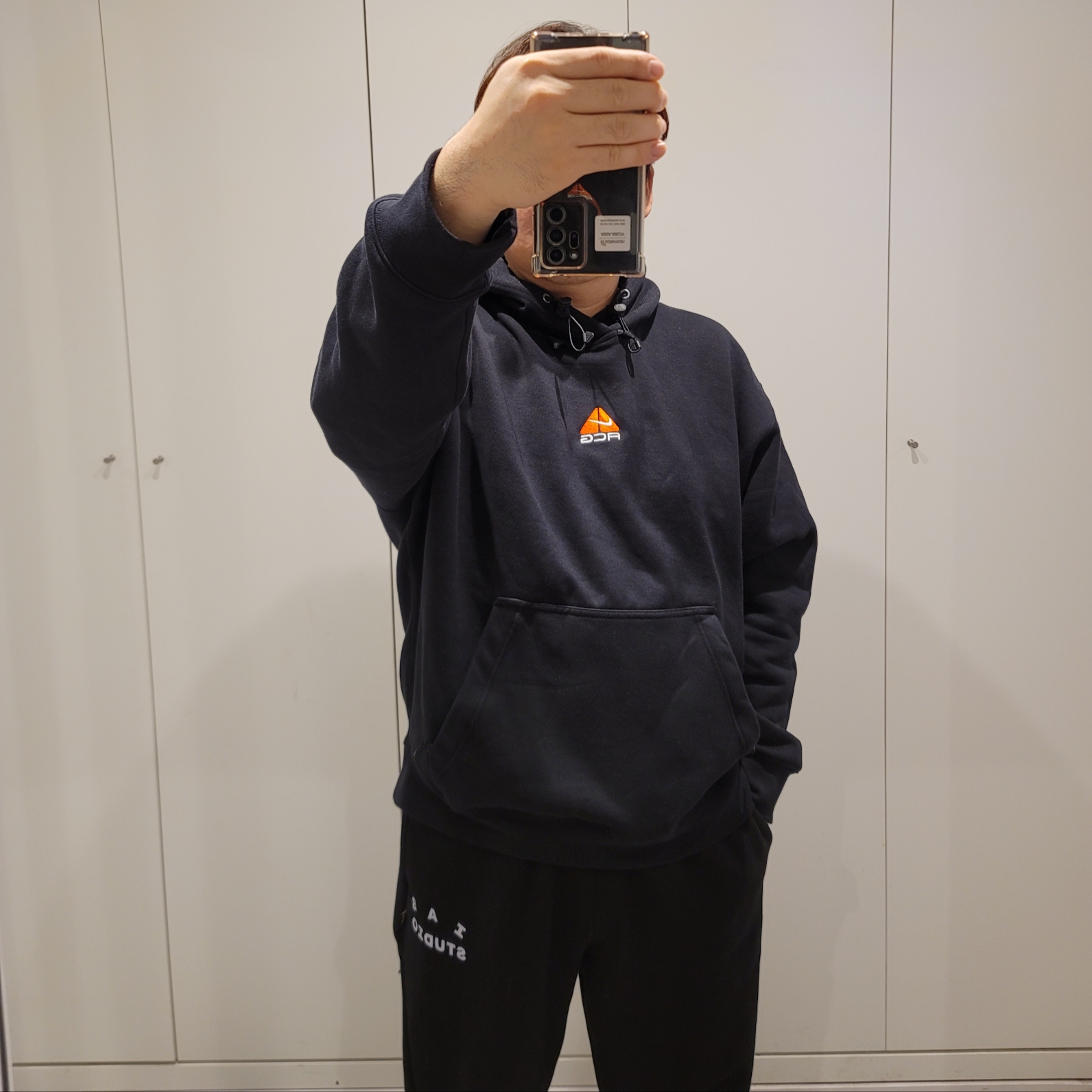 IAB Studio Sweatpants Black White - 22SS, Nike ACG Therma-Fit Pullover Fleece Hoodie Black - Asia 착용 스타일 - 2