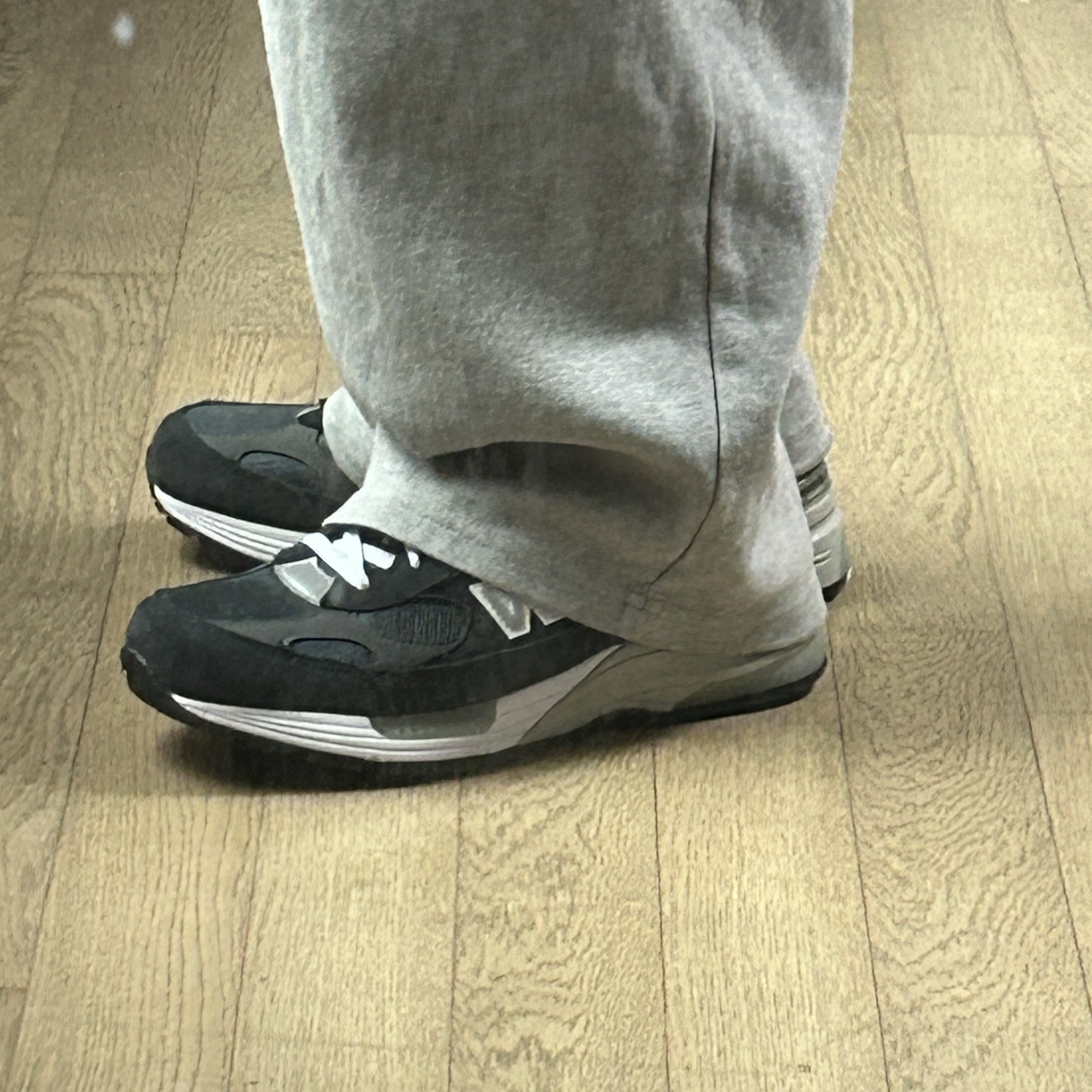 New Balance 992 Made in USA Navy 착용 스타일