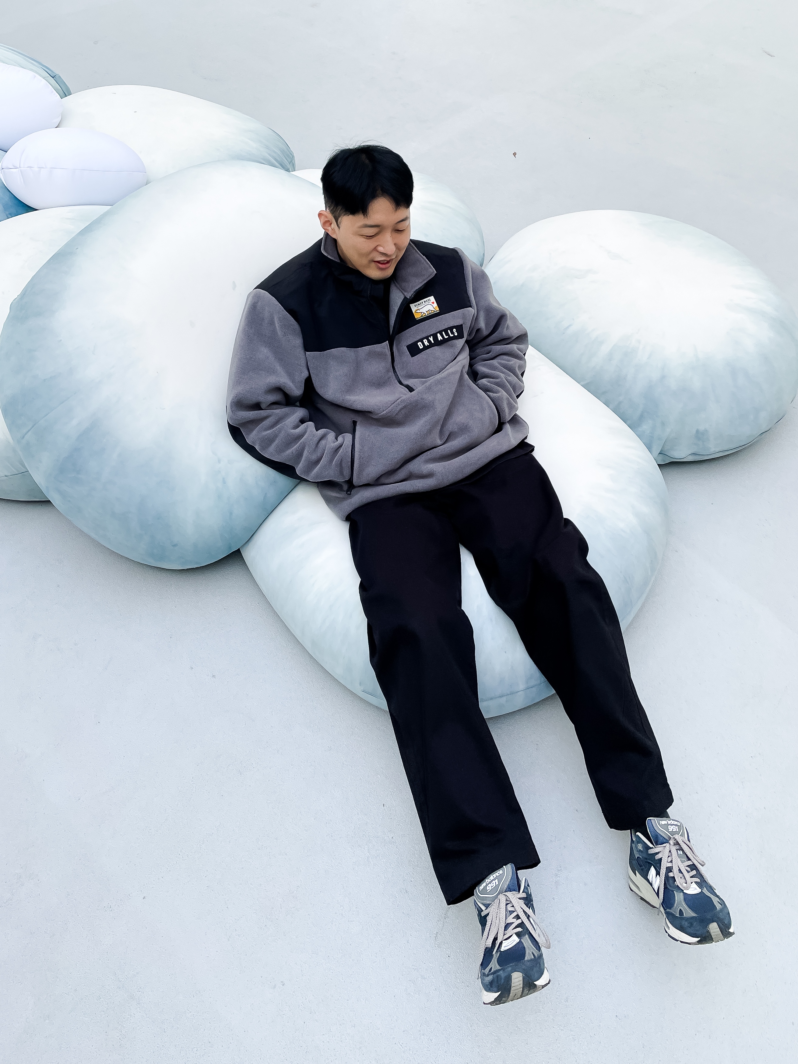New Balance 991 Made in UK Navy, Human Made Fleece Half-Zip Jacket Gray 착용 스타일