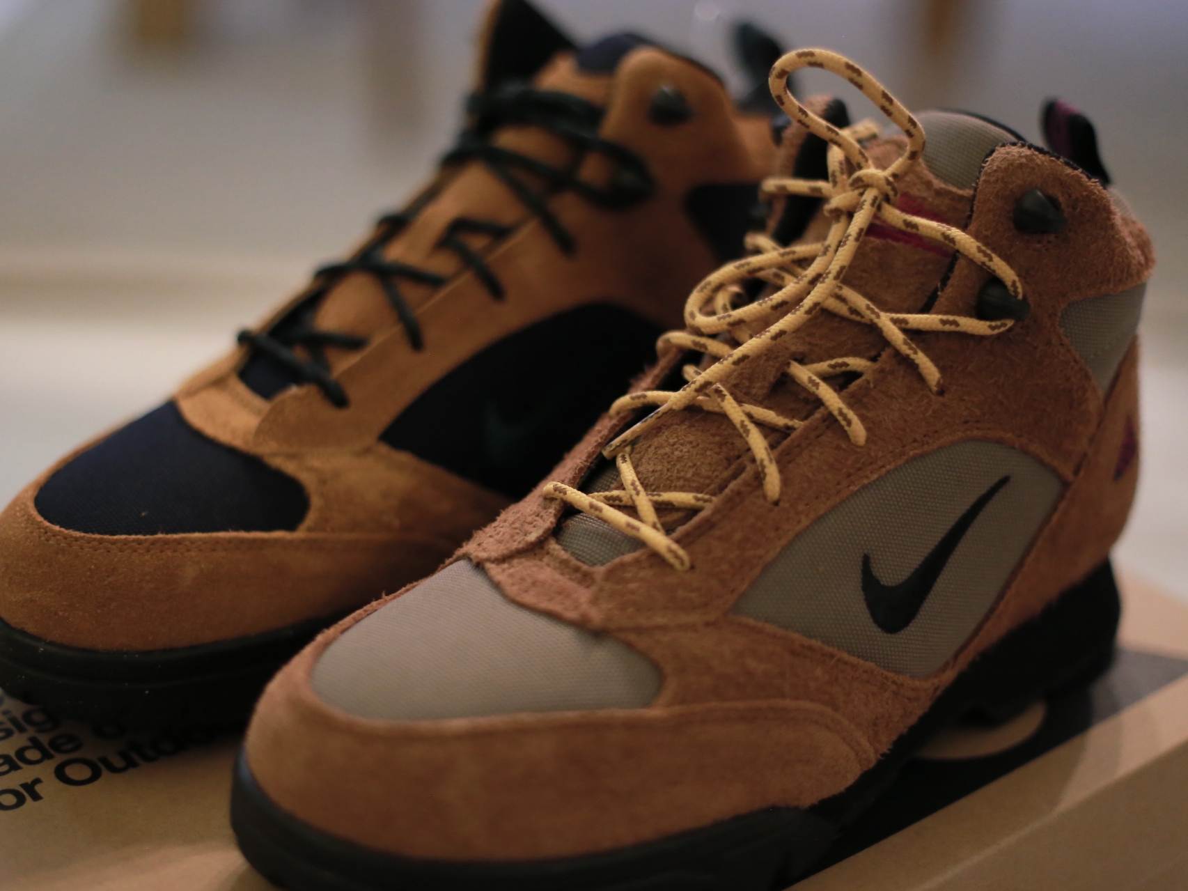 Nike ACG Torre Mid Waterproof Burnt Sienna and Obsidian, Nike ACG Torre Mid Waterproof Pecan and Olive Grey 착용 스타일 - 6