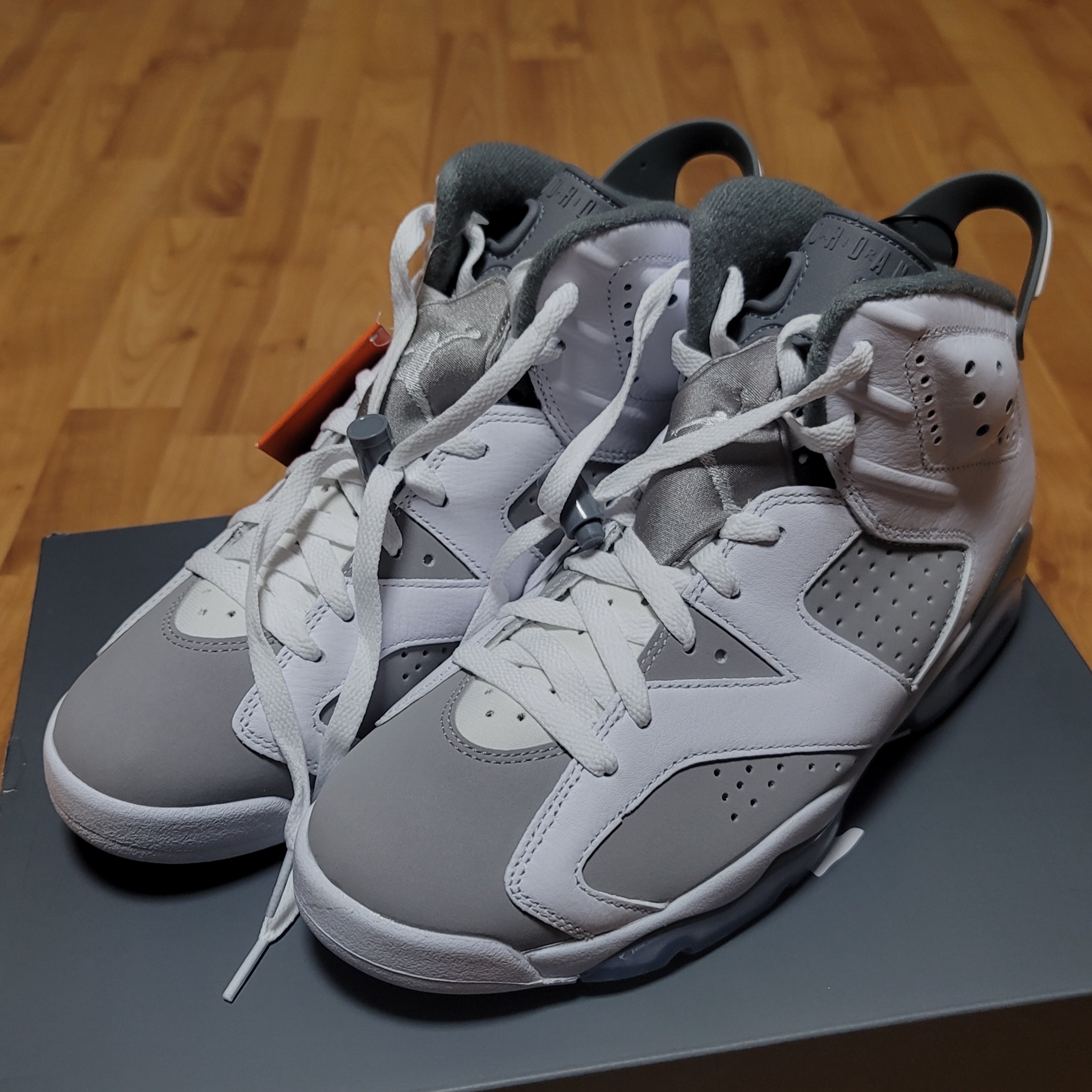 Jordan 6 Retro Cool Grey 착용 스타일