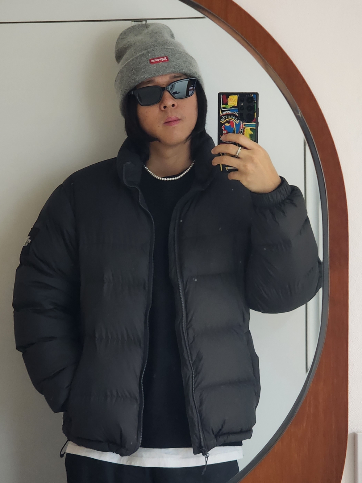 Supreme Mohair Beanie Heather Grey - 23FW, The North Face 1992 Nuptse Jacket Charcoal 착용 스타일 - 2