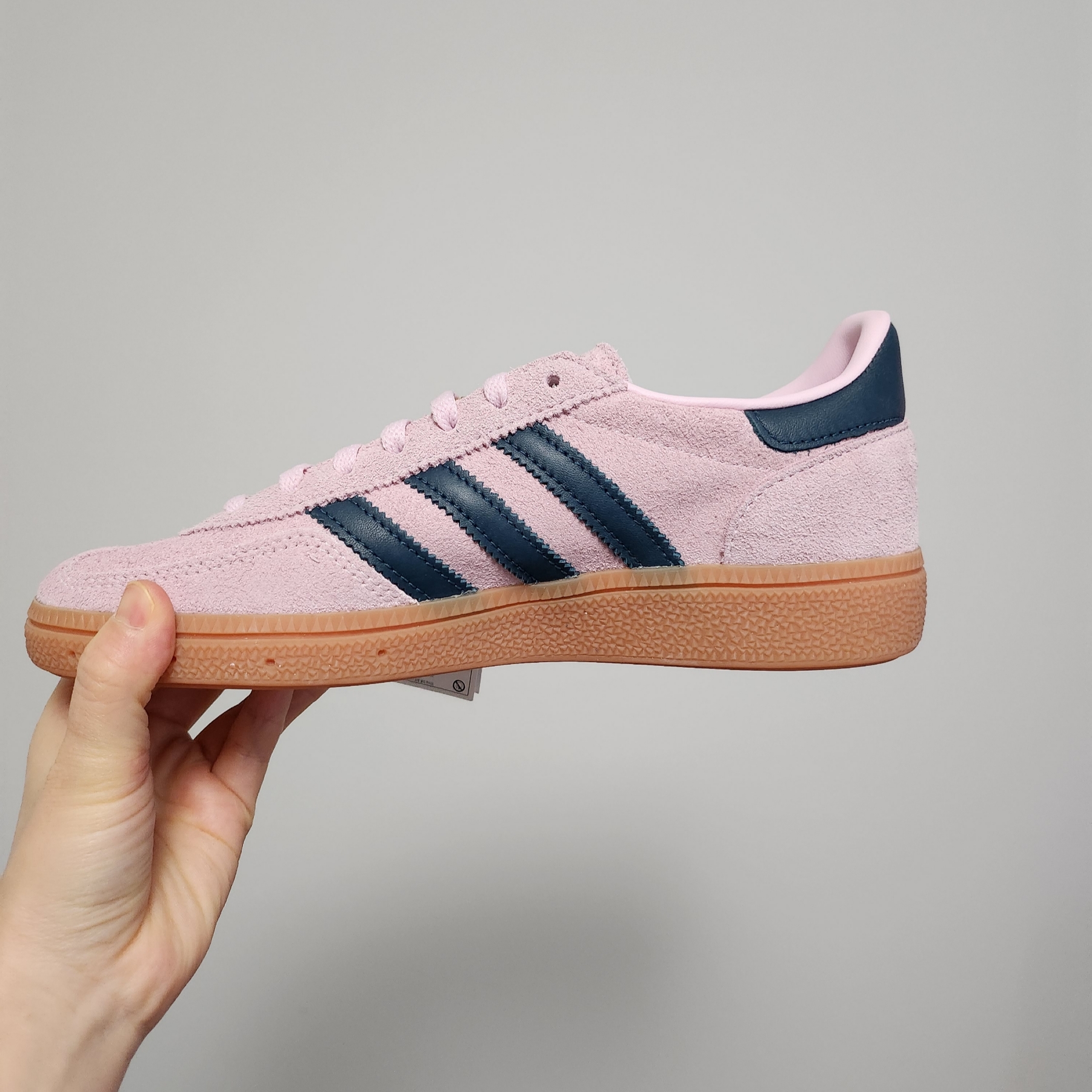 (W) Adidas Spezial Handball Clear Pink 착용 스타일