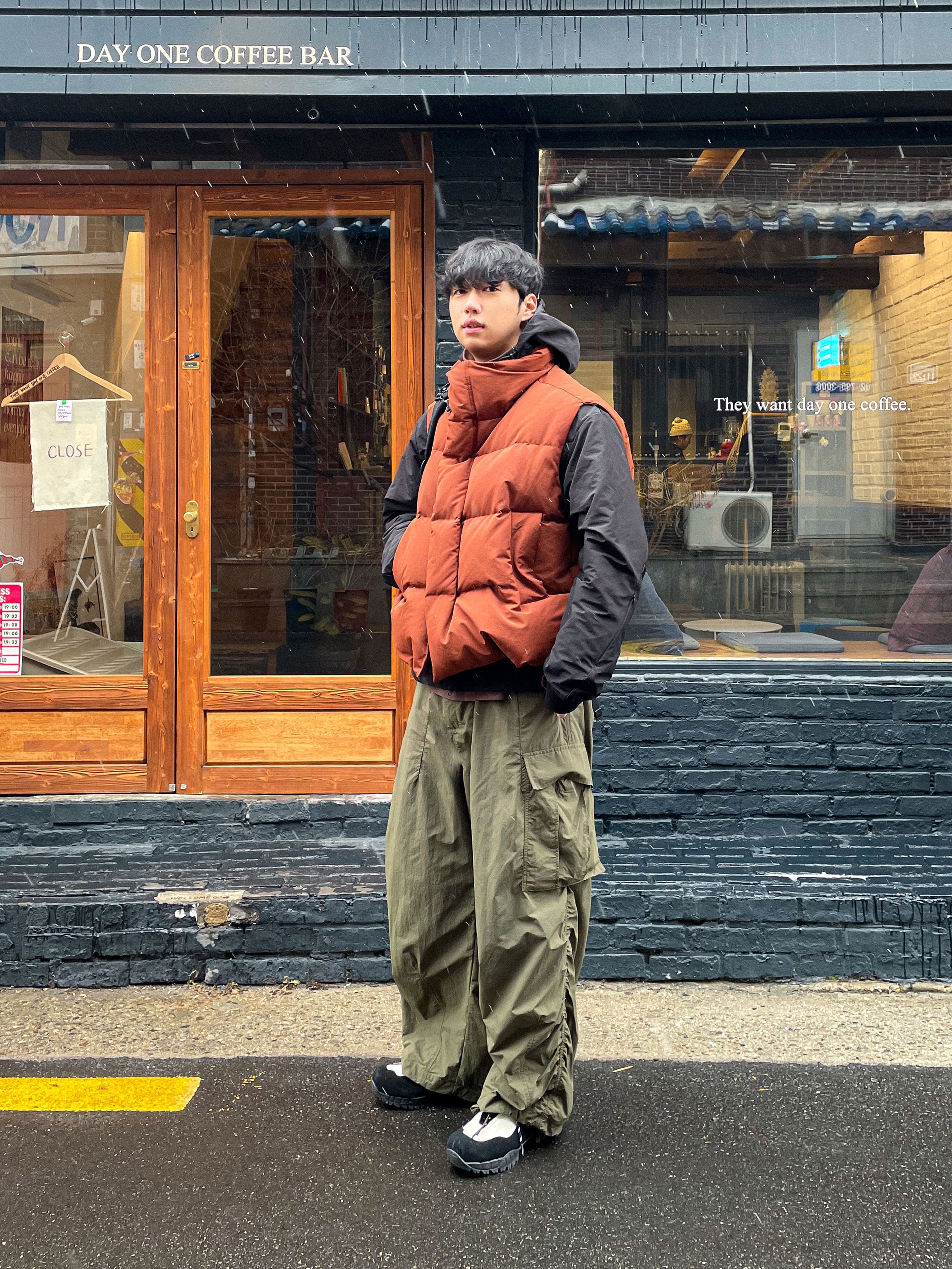 아크테릭스 맨티스 32 백팩 에어로포닉 착용 스타일 - 1