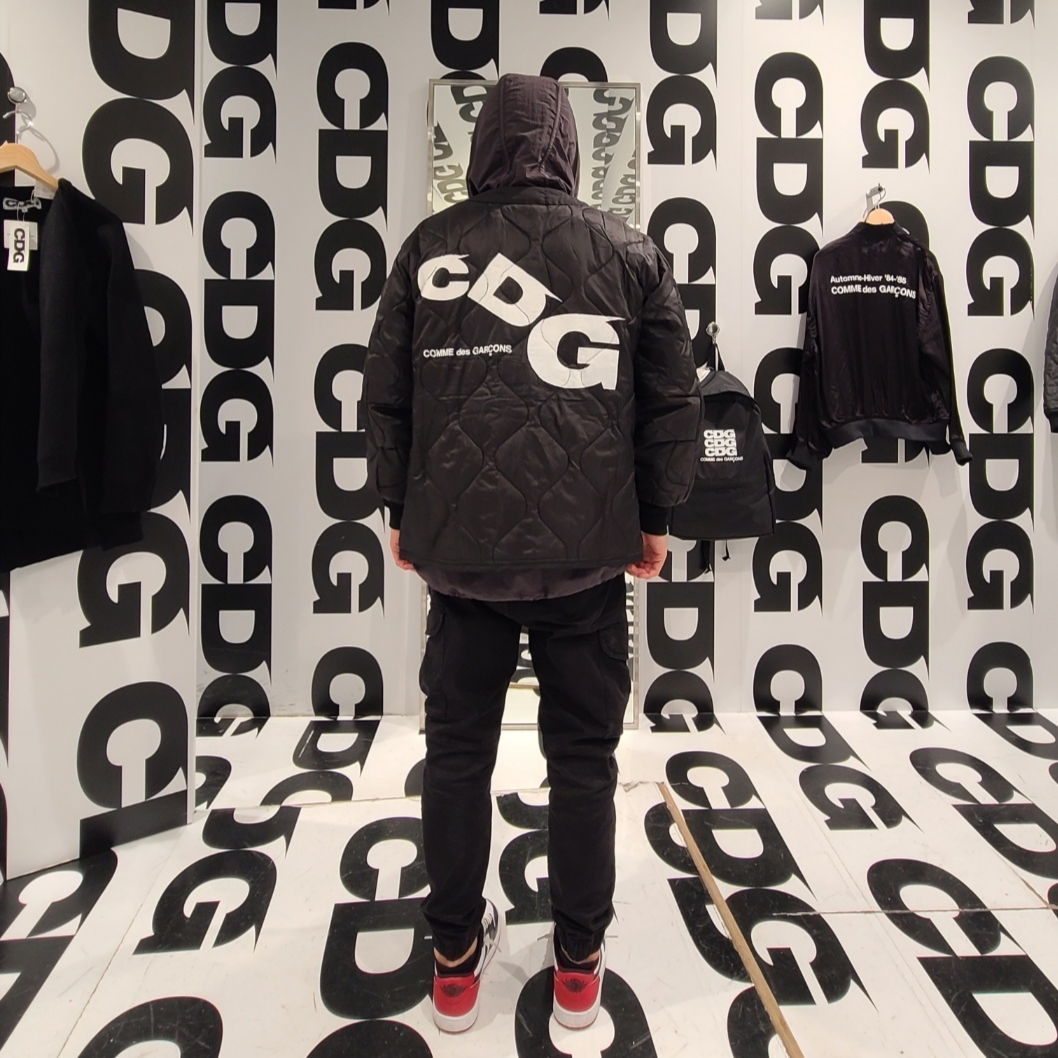 CDG x Alpha Industries Liner Jacket Black 착용 스타일