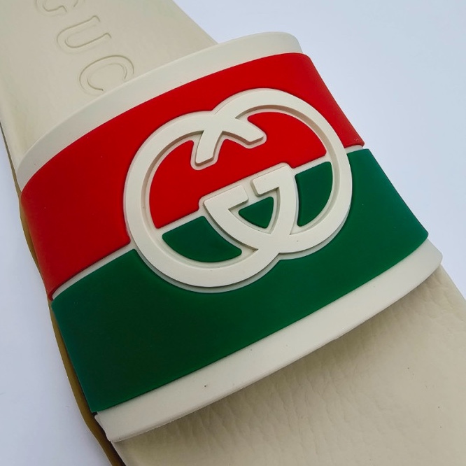 Gucci Interlocking G Slide Sandal Orange Green Rubber 착용 스타일 - 1