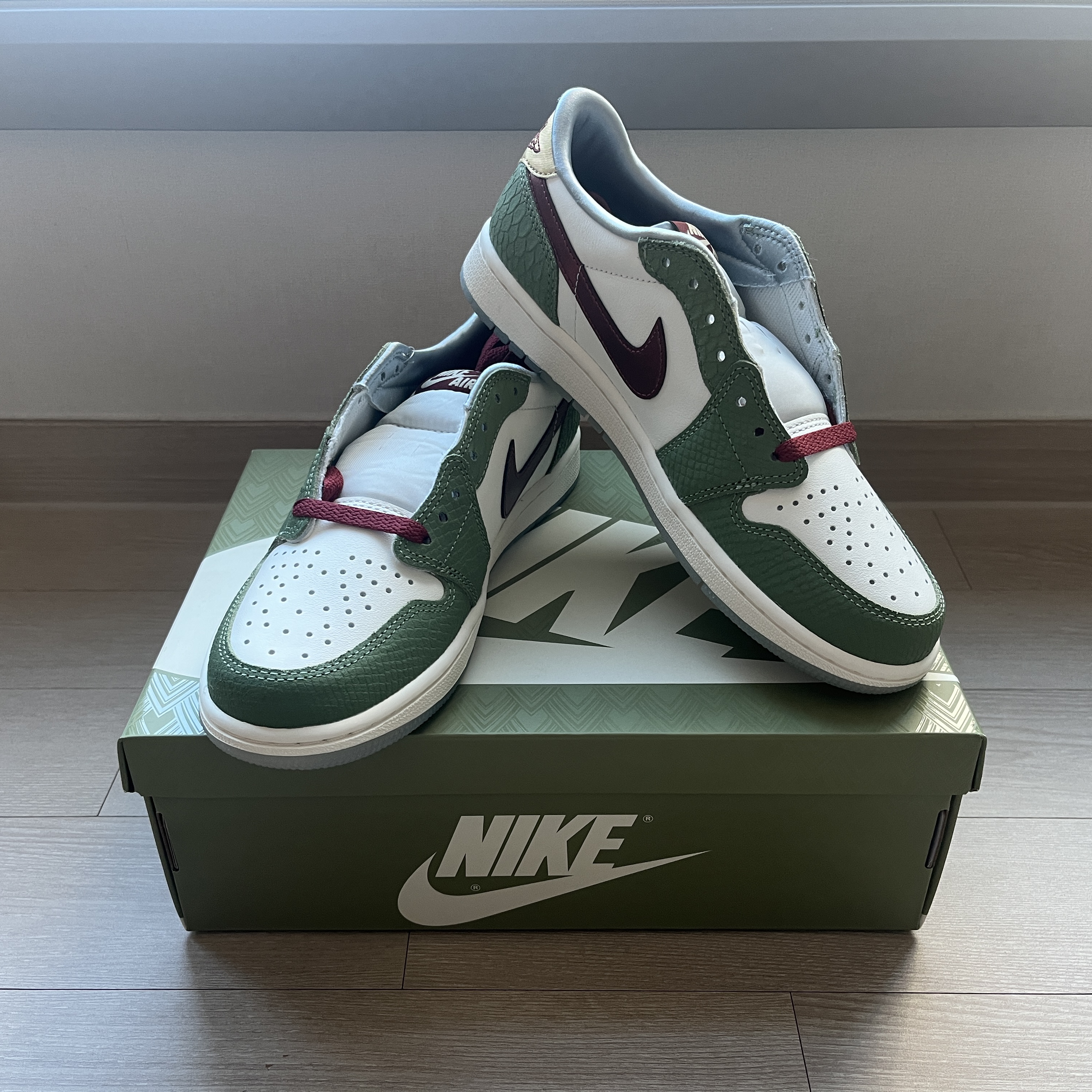 Jordan 1 Retro Low OG Chinese New Year 착용 스타일 - 1