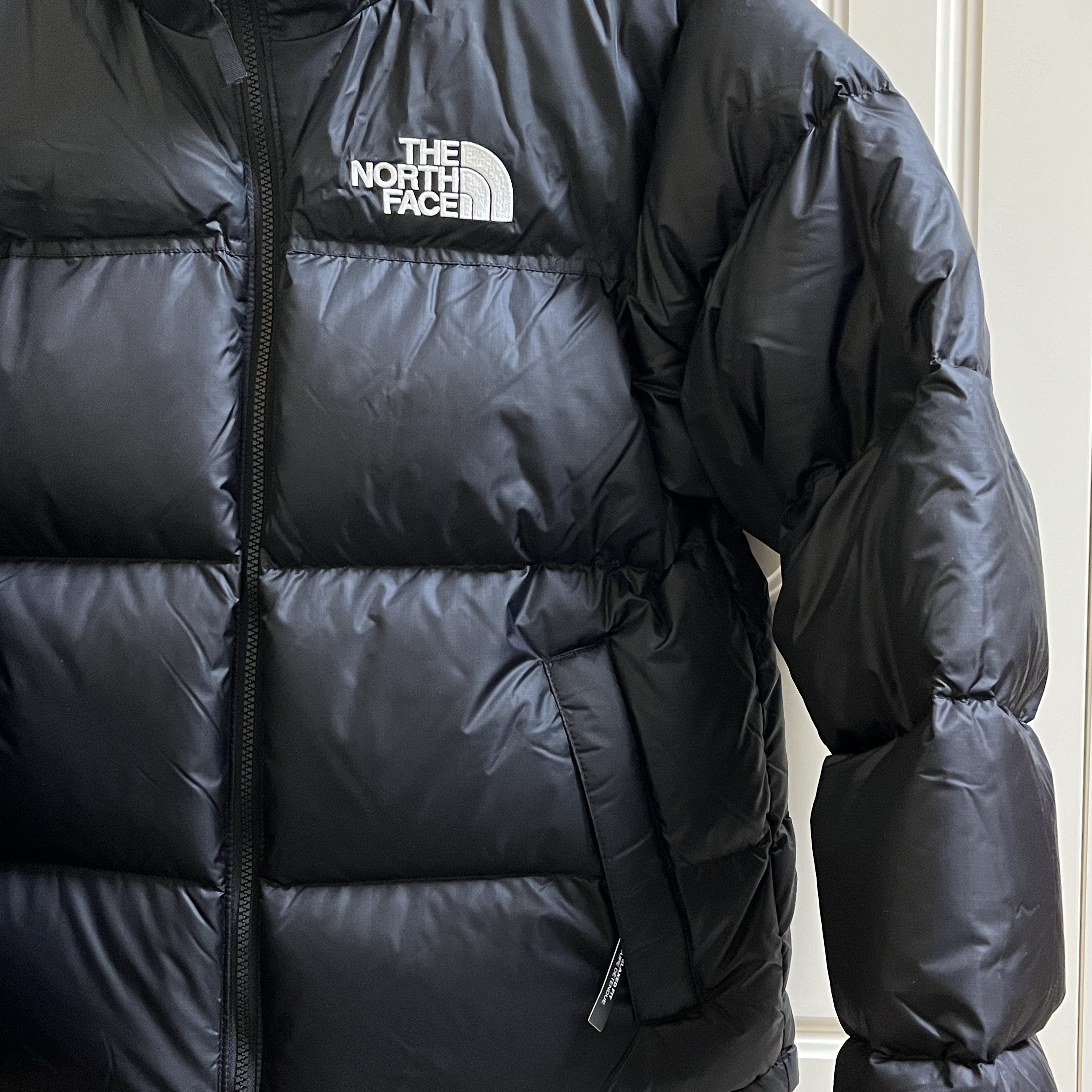The North Face 1996 Retro Nuptse Down Jacket TNF Black 착용 스타일