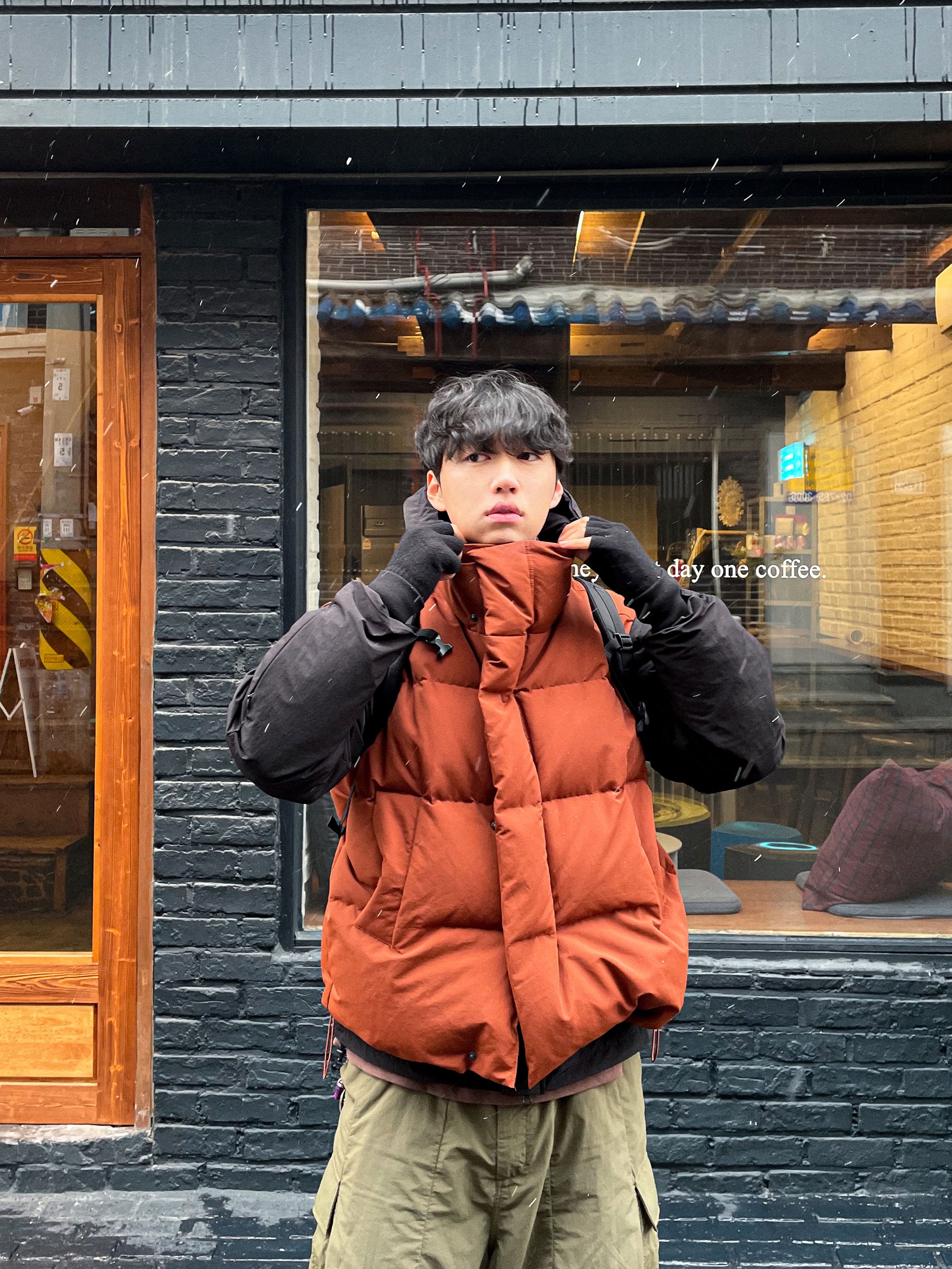 아크테릭스 맨티스 32 백팩 에어로포닉 착용 스타일 - 4