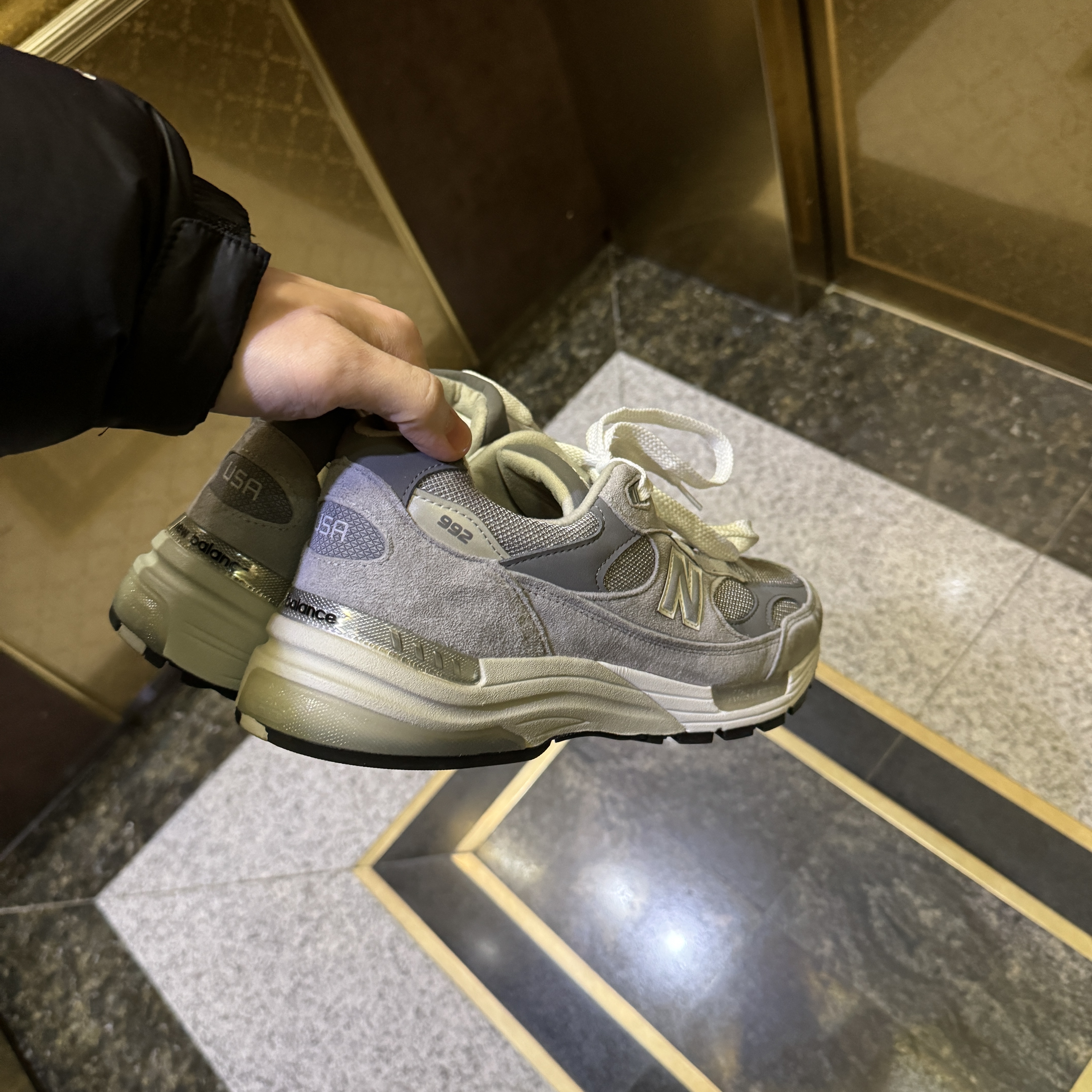 New Balance 992 Made in USA Grey - D Standard 착용 스타일 - 2